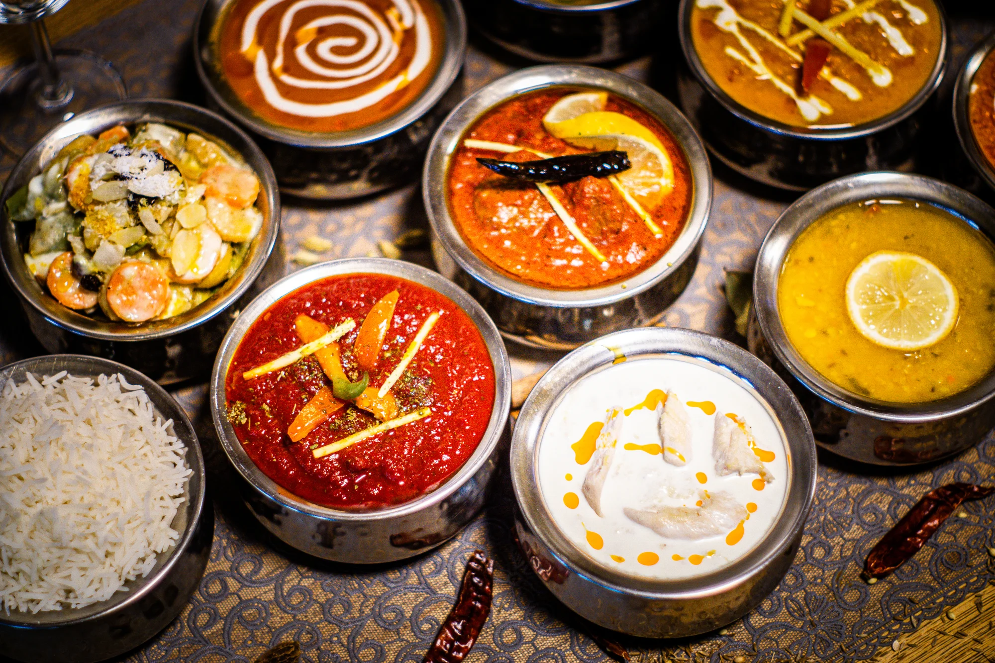 500–2 000 Kč na cokoliv v indické restauraci Pak Indian Masala