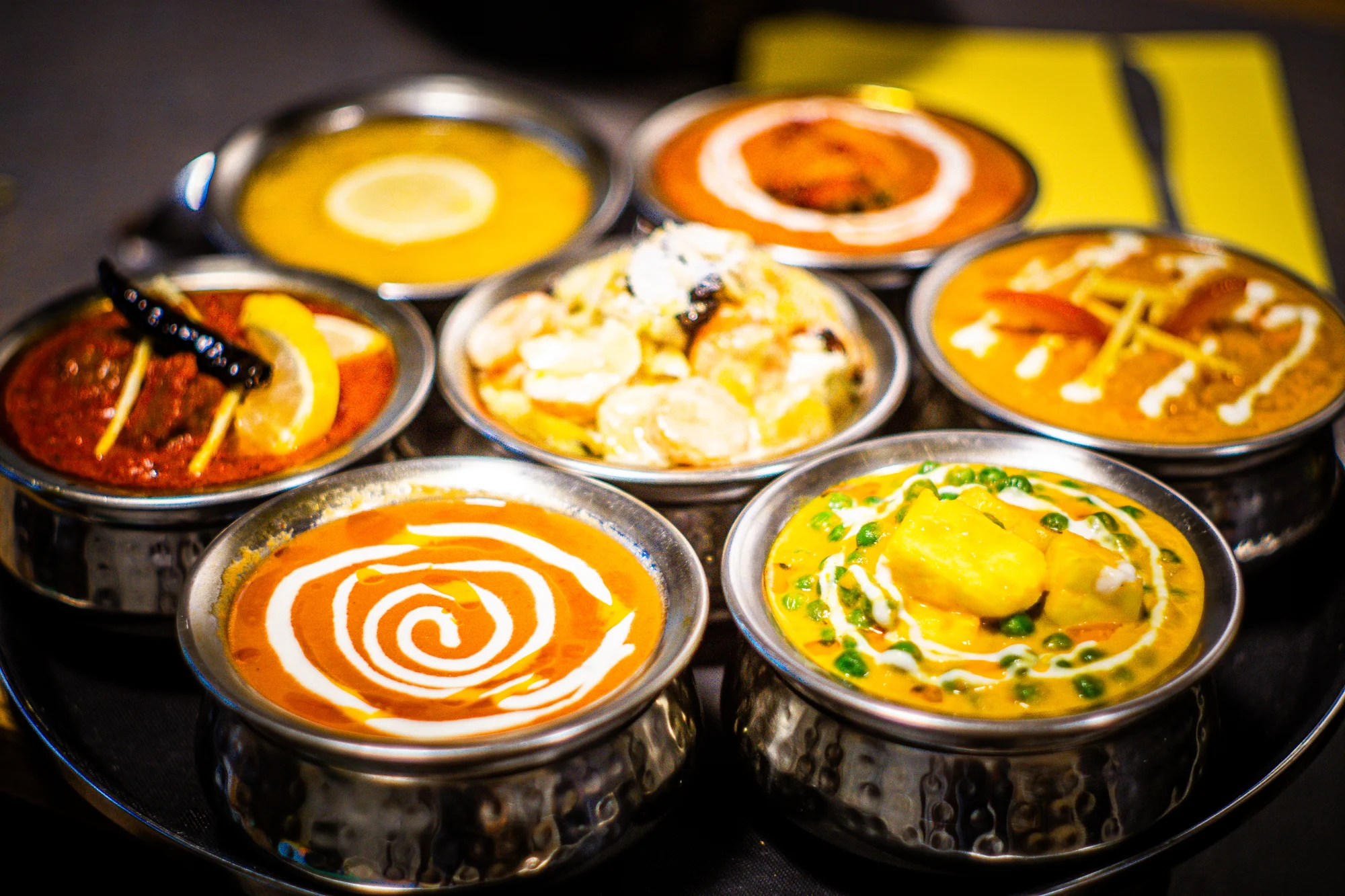 Indické menu pro 1 nebo 2 osoby: kuřecí, vege, jehněčí, krevety či hovězí