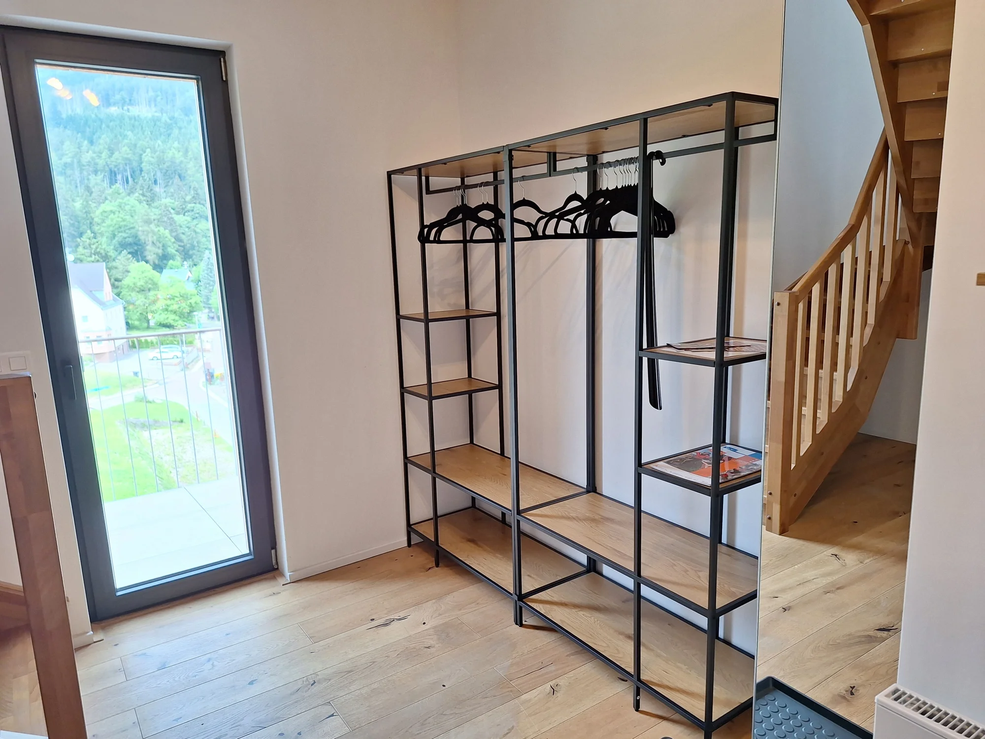 Vybavené apartmány v Janských Lázních: zapůjčení koloběžek i výjezd lanovkou