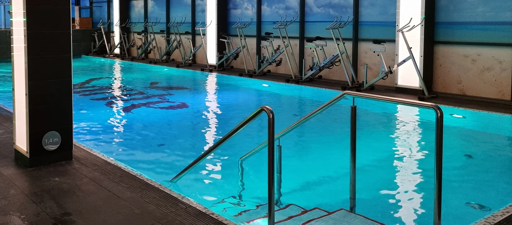 Pobyt kousek od centra Varšavy: možnost snídaní, vstup do wellness se saunami a bazénem