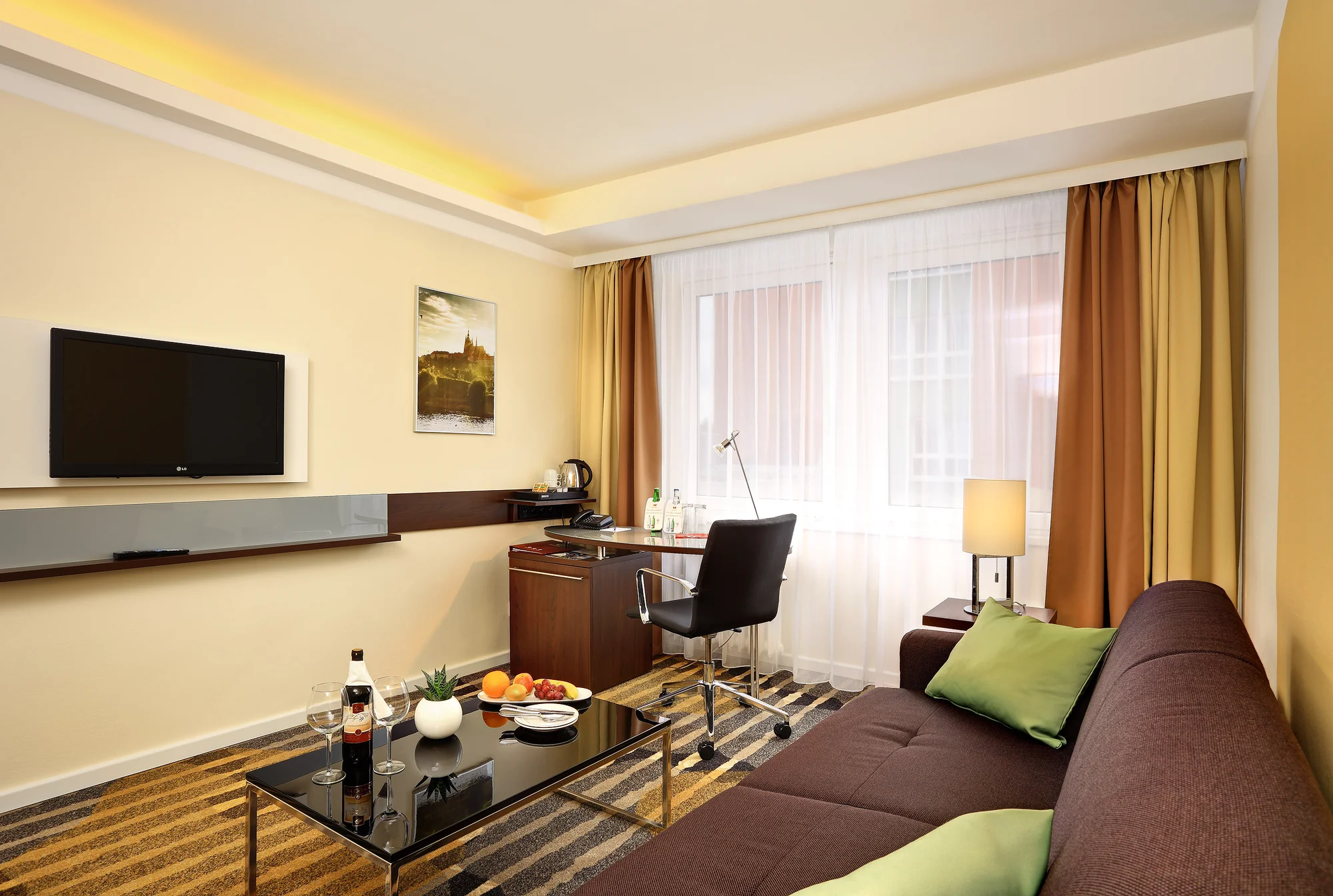 4* pobyt v Praze: hotel 15 min. metrem od Václaváku, možnost snídaní