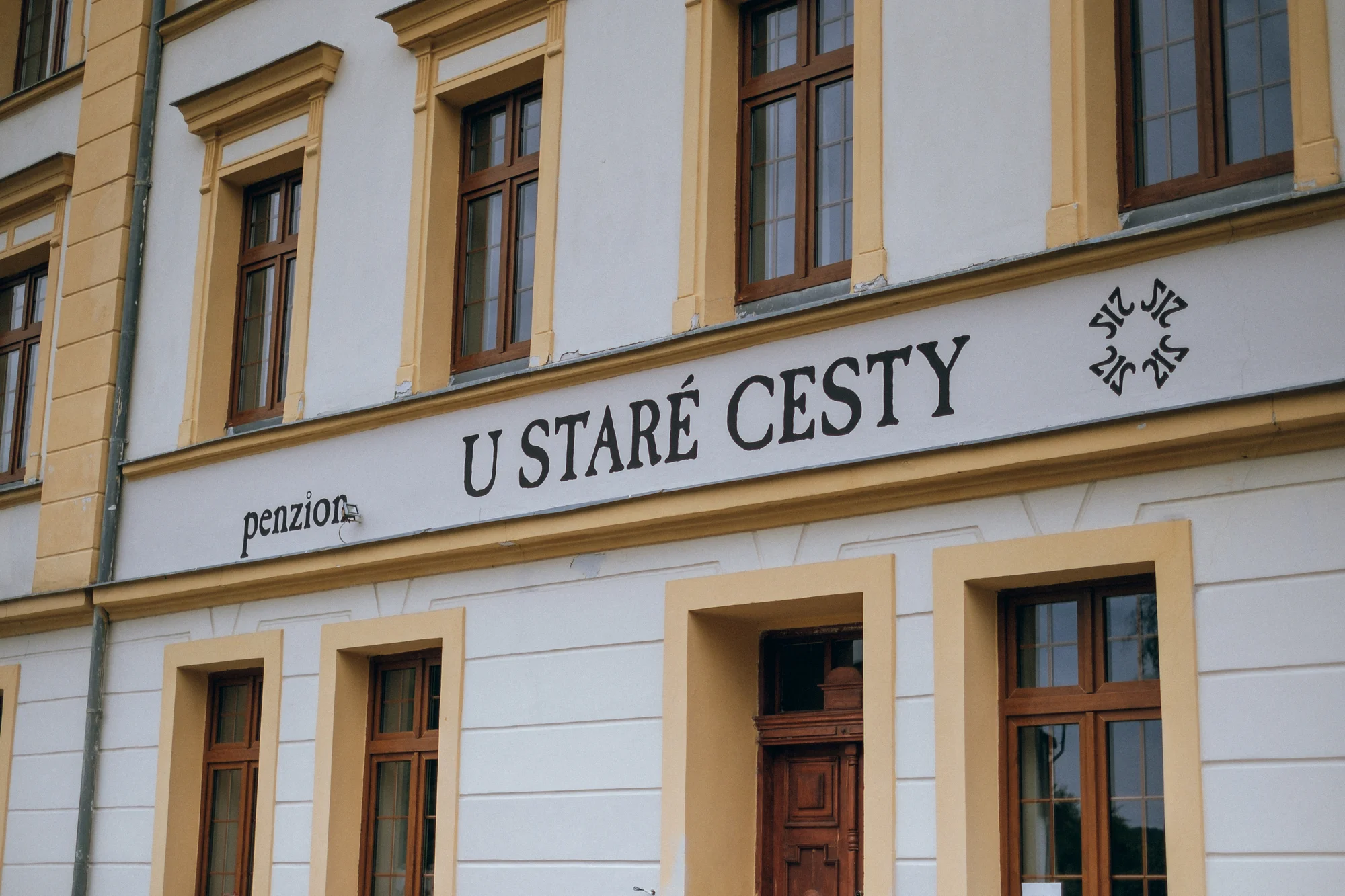 Pobyt v penzionu v Horním Slavkově 25 min. od Varů: výlety po CHKO Slavkovský les, možnost snídaní