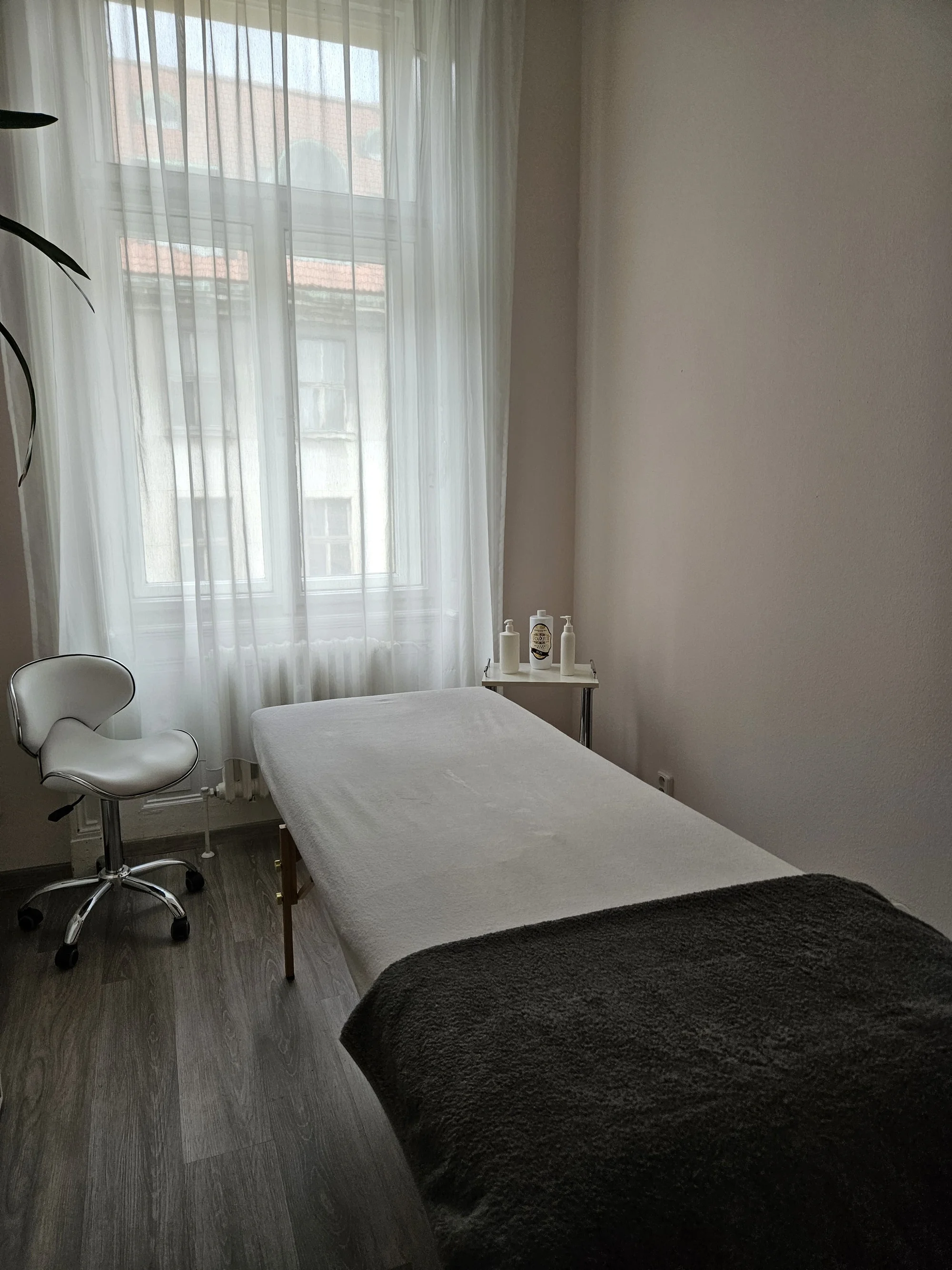 Masáž v centru Prahy: Breussova metoda, relaxační celotělová i baňkování