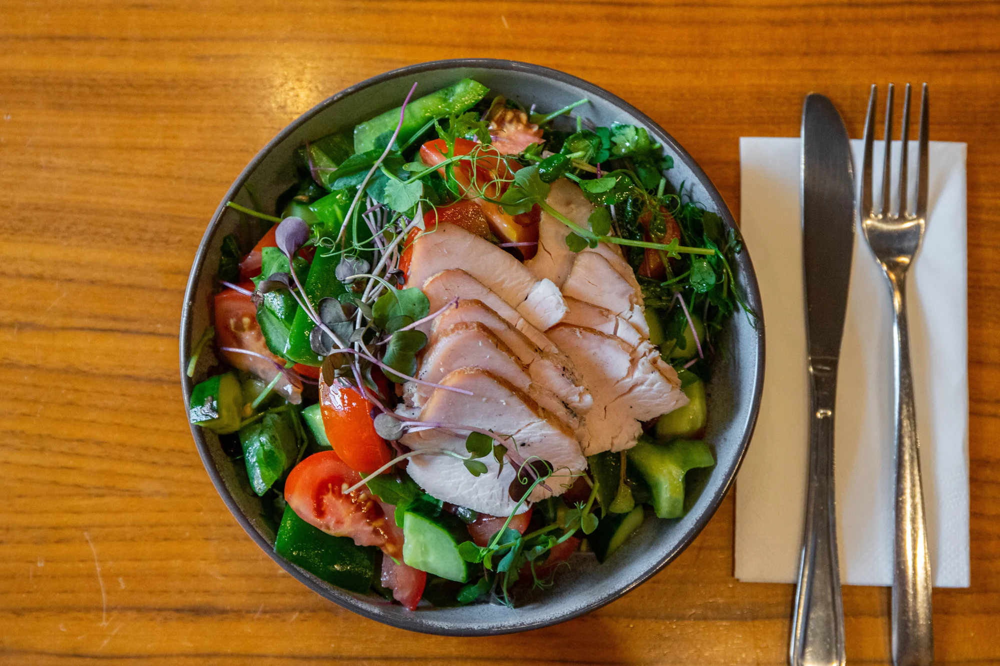 Salut Restaurant: voucher v hodnotě 600-1800 Kč na speciality české i mezinárodní kuchyně