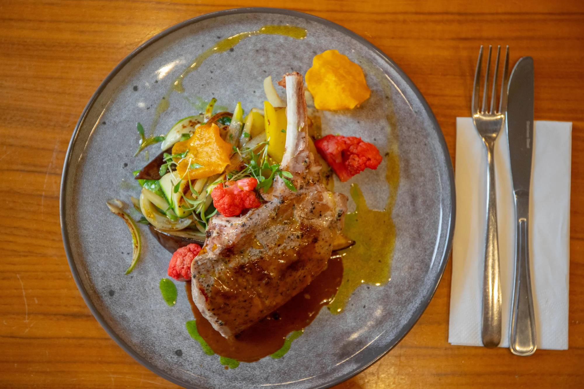 Salut Restaurant: voucher v hodnotě 600-1800 Kč na speciality české i mezinárodní kuchyně