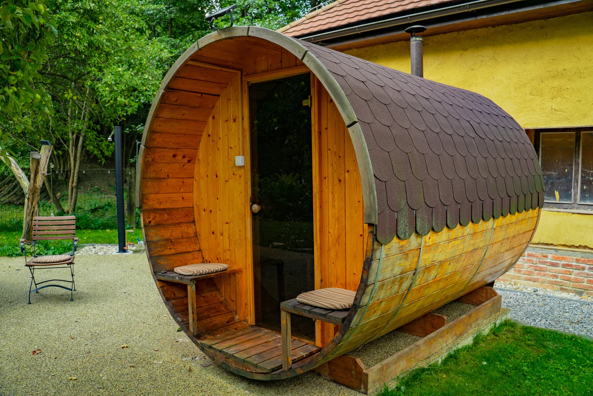 Apartmán nebo pokoj na farmě na západním Slovensku: zvířata, privátní wellness a snídaně