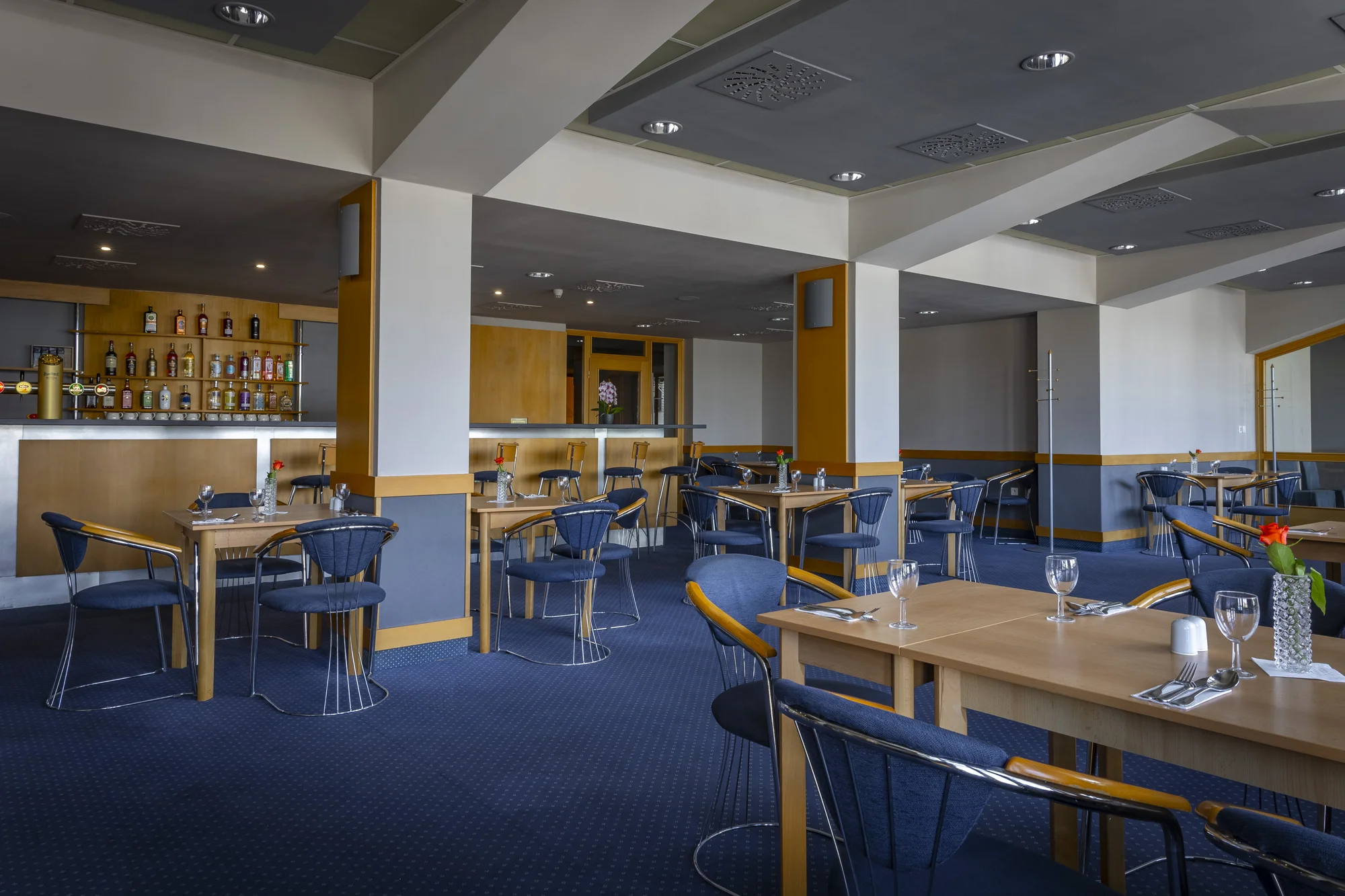 Pobyt v novém City inn‘ Hotel: snídaně, welcome drink a bezplatné parkování před hotelem