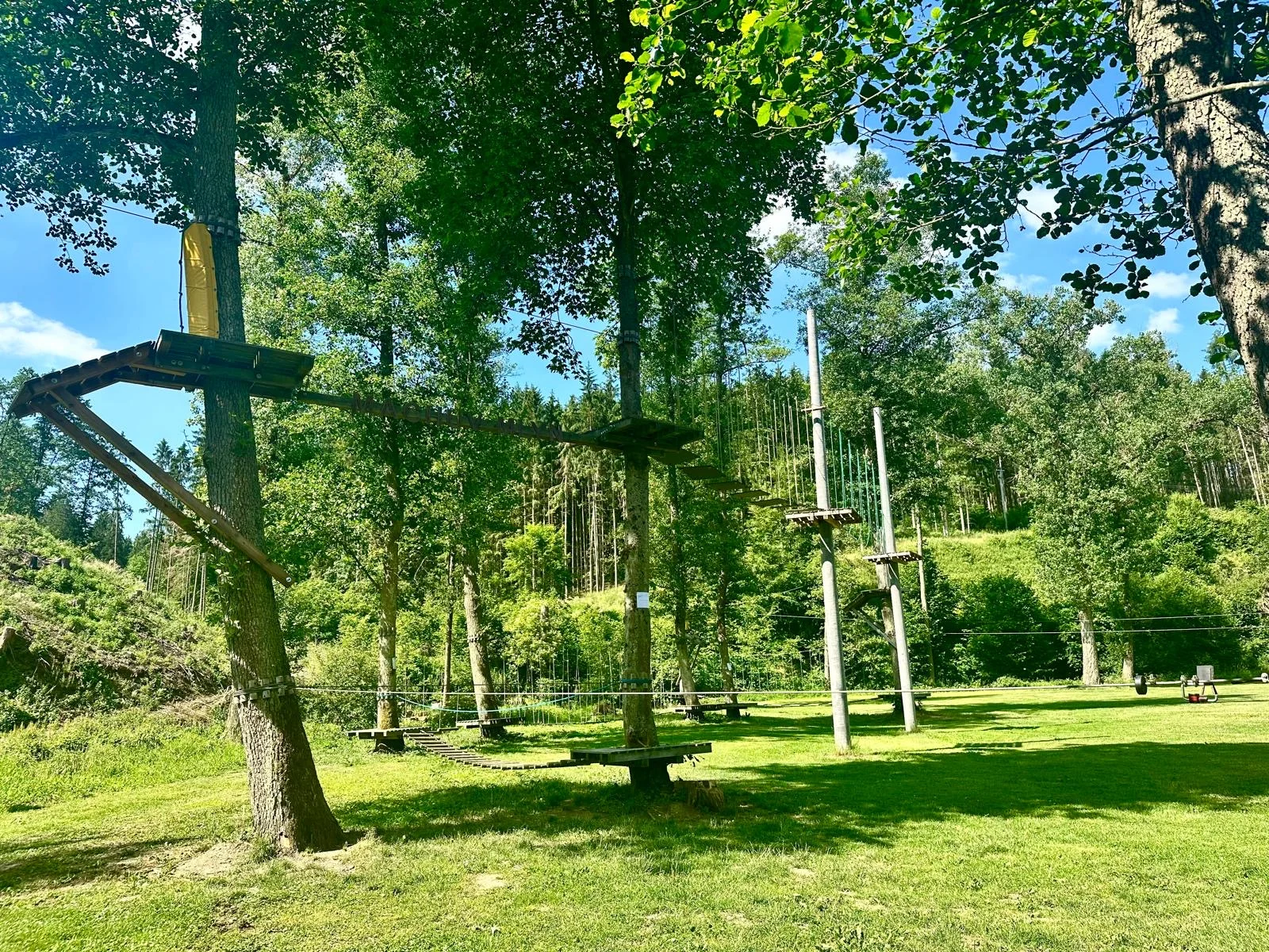 Vstup do lanového parku Machův mlýn s koupáním pro 1 nebo 2 osoby