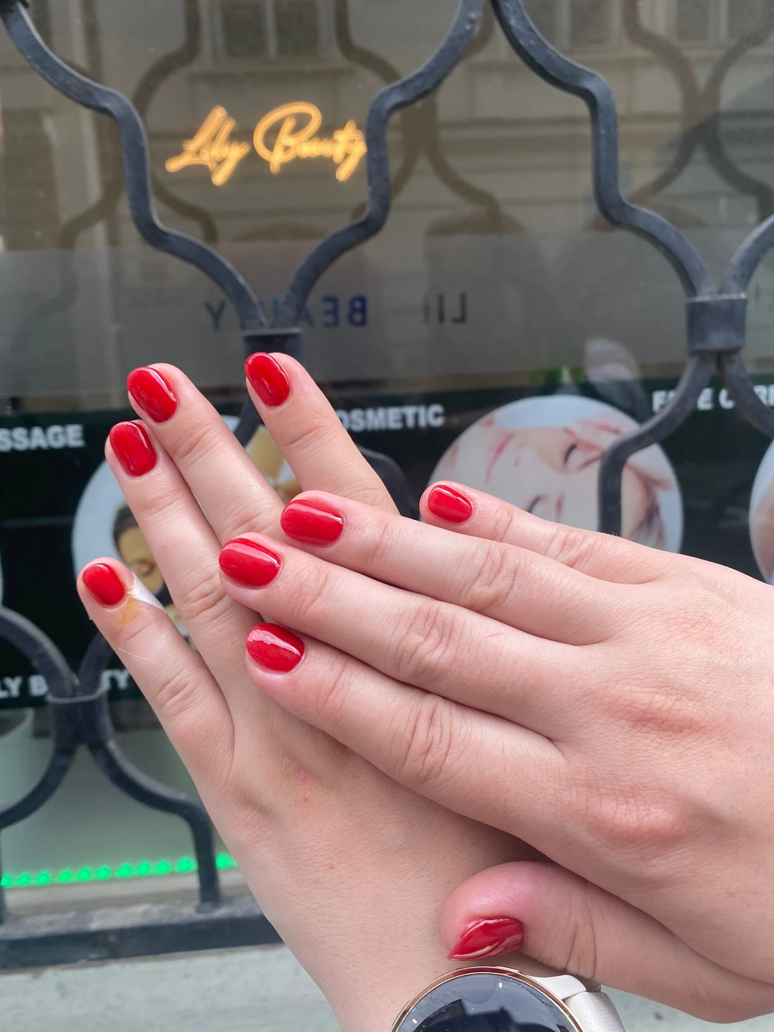 Péče o ruce i nohy: základní manikúra nebo pedikúra, nové gelové nehty i Shellac či gel lak
