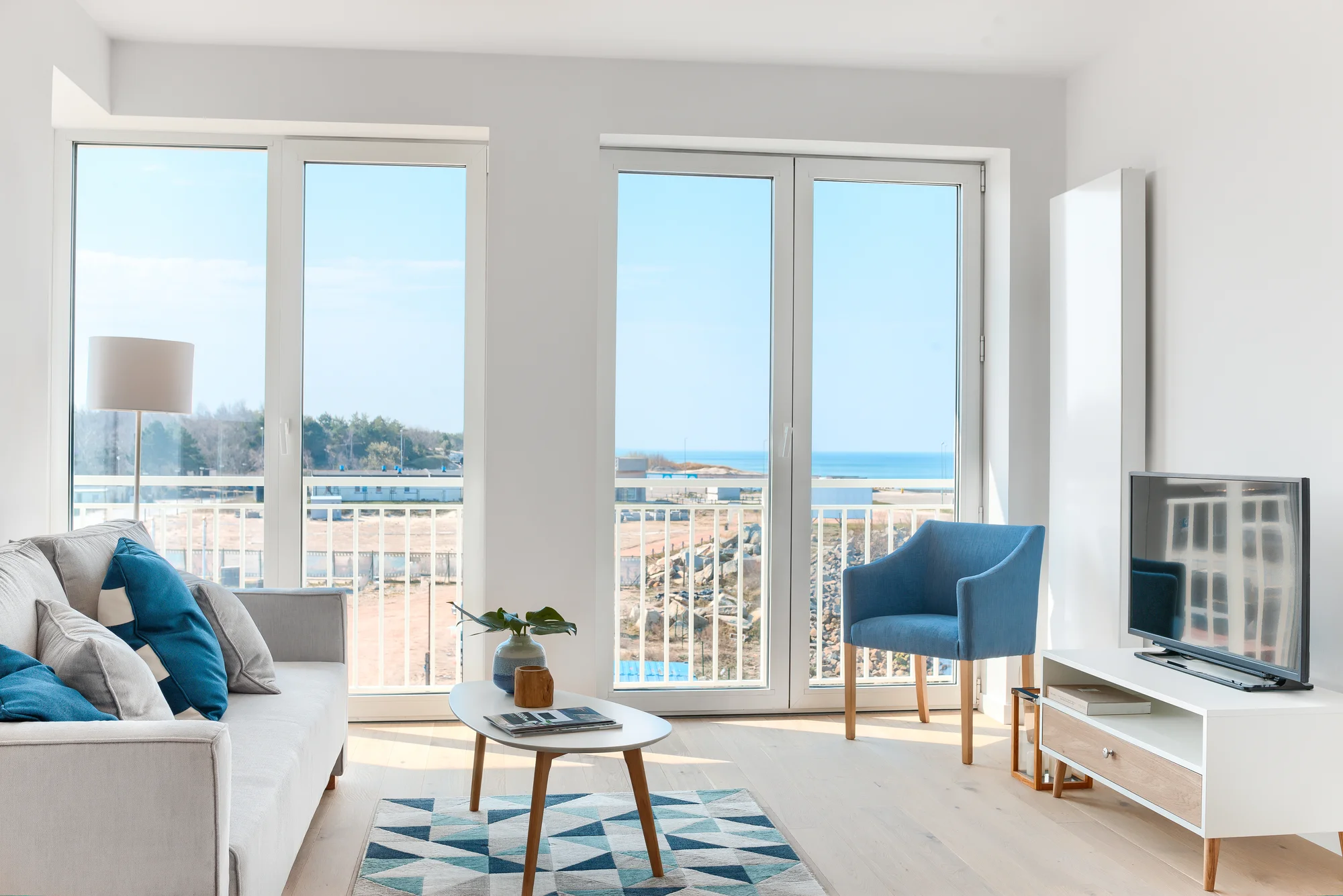 Moderní apartmány přímo u Baltského moře pro pár i rodinu: snídaně i wellness