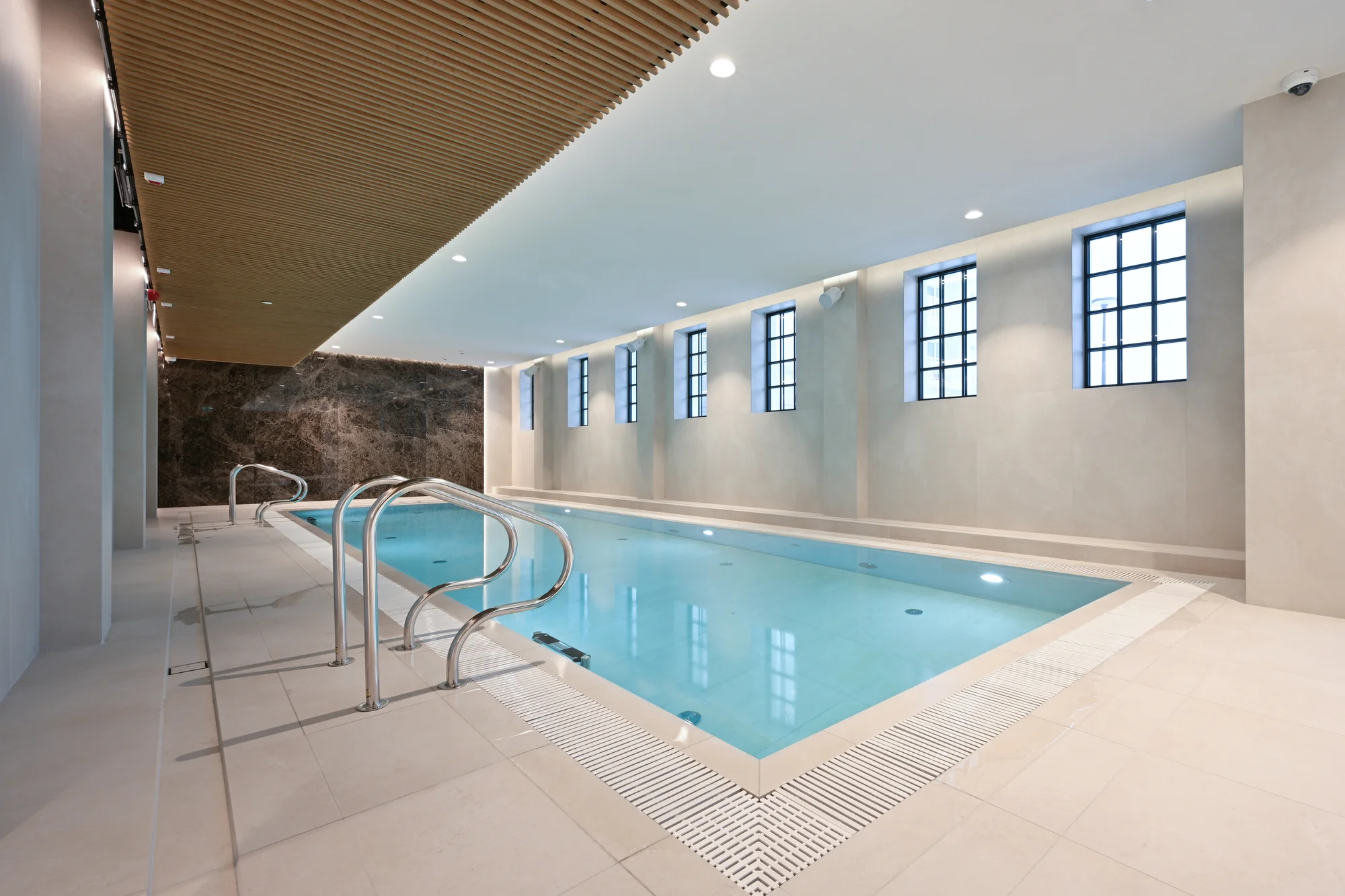 Moderní apartmány přímo u Baltského moře pro pár i rodinu: snídaně i wellness