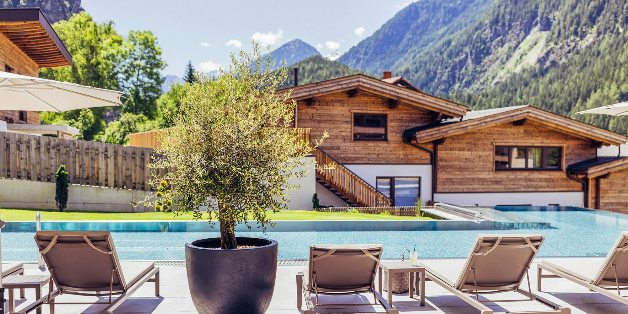 4* dovolená v Tyrolsku: polopenze plus, neomezeně wellness, v létě karta výhod v ceně