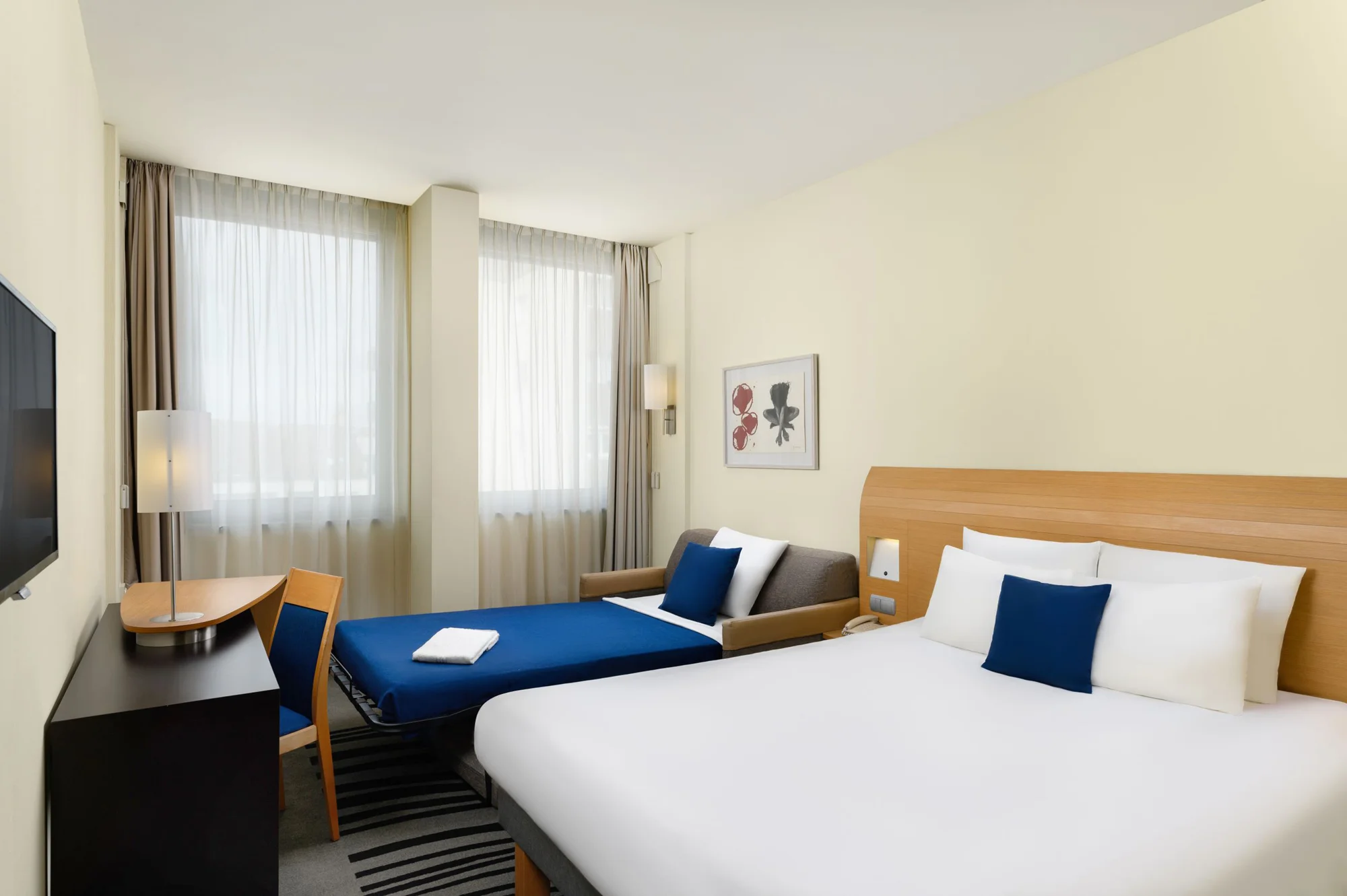 Budapešť: 4* hotel s výhledem na parlament, snídaně a sauna v ceně, pobyt pro až 2 děti zdarma