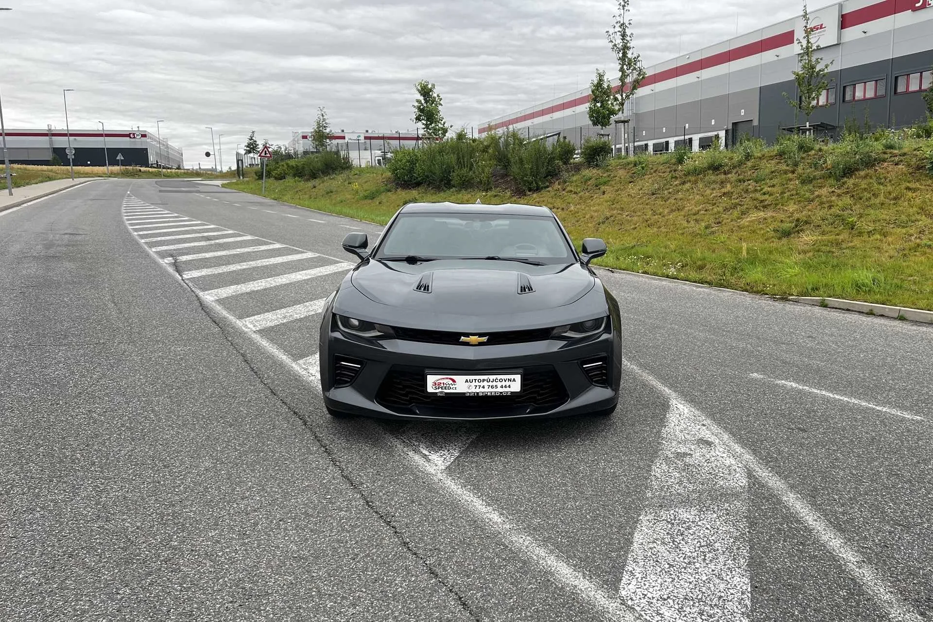 Zapůjčení Chevroletu Camaro SS 6.2 V8 500 koní na 12 či 24 hodin