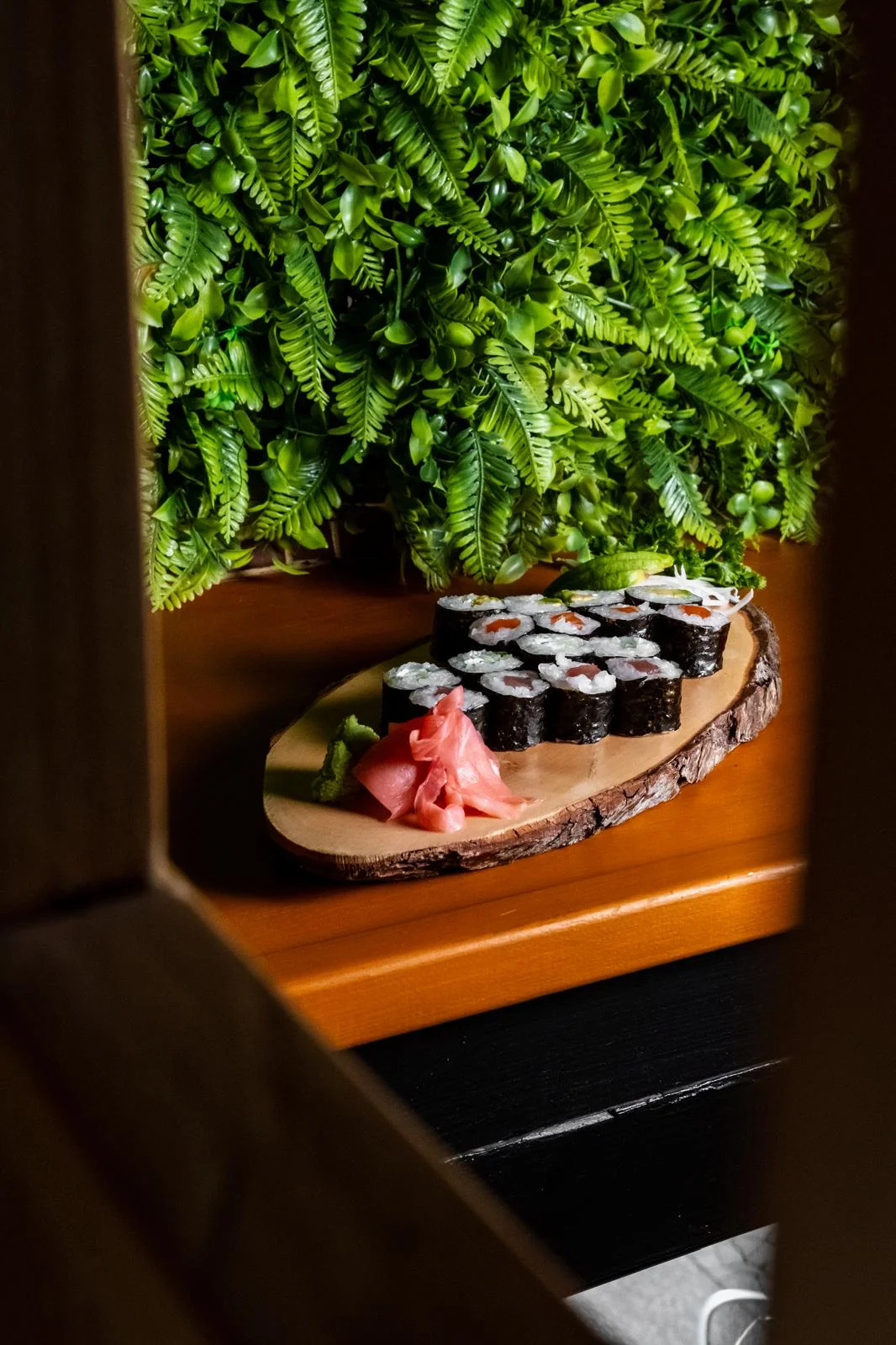 Sushi sety s klasickými i speciálními rolkami: 14–47 maki, nigiri, sashimi i uramaki