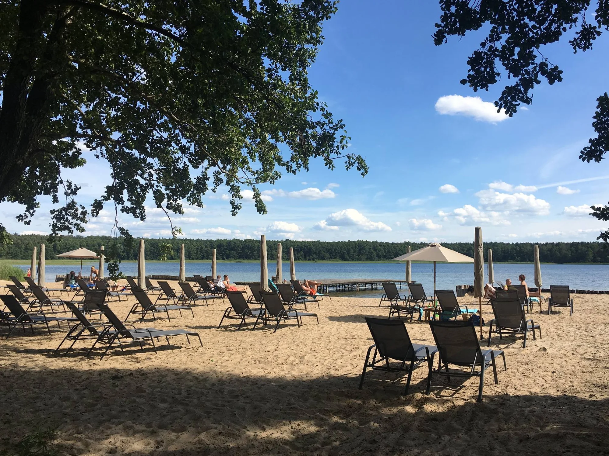 4* hotel u malebného polského jezera v srdci přírodní rezervace: jídlo, wellness a až 2 děti zdarma