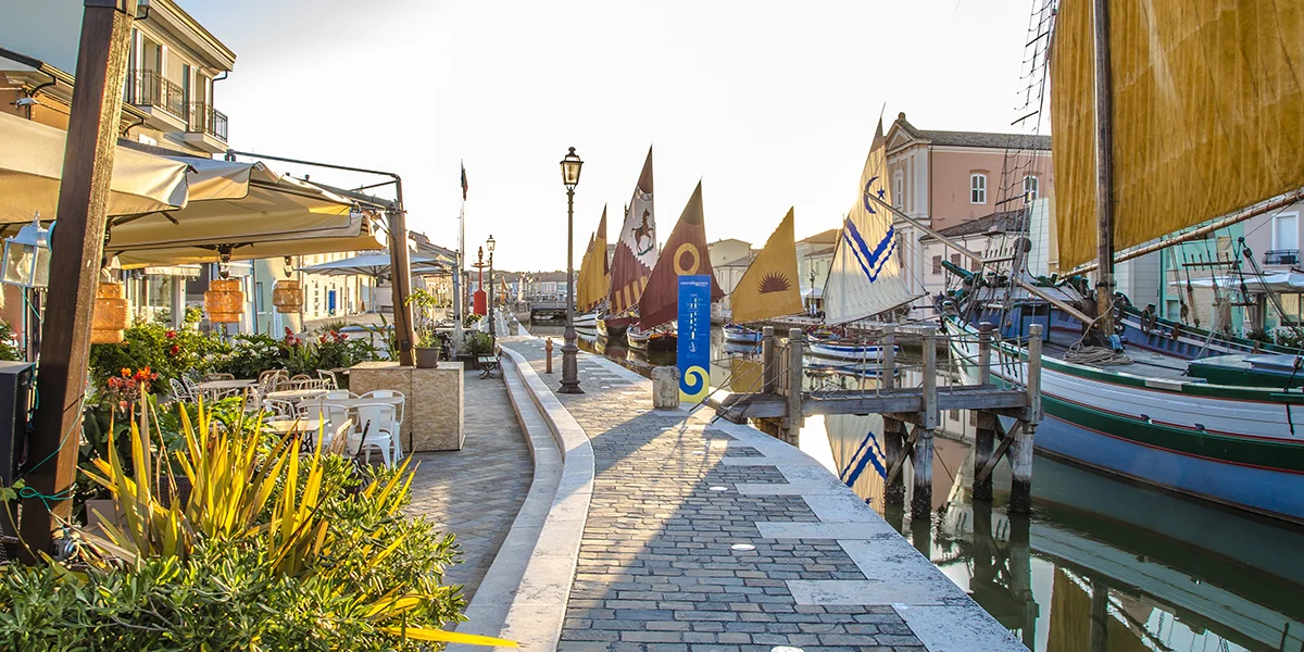 Boutique hotel Casadodici: oblíbený přístav Cesenatico nedaleko San Marina, možnost snídaní