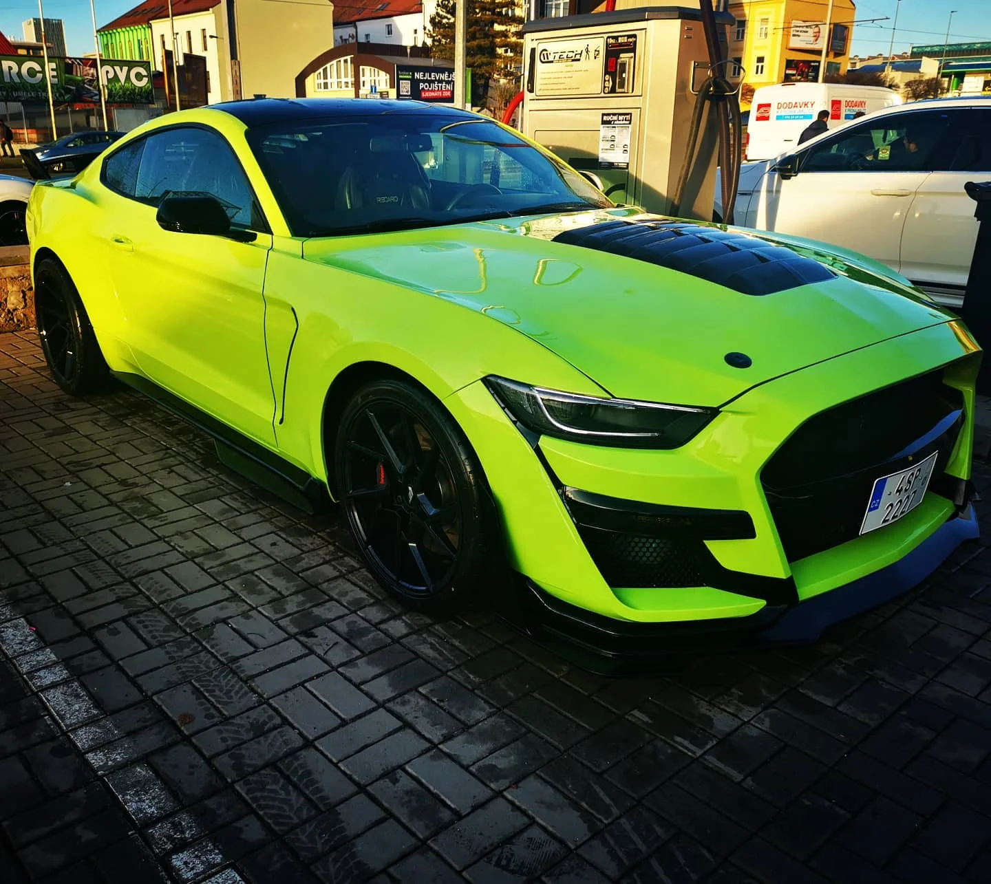 Superjízda v Mustangu GT Shelby paket na 15–60 minut včetně paliva