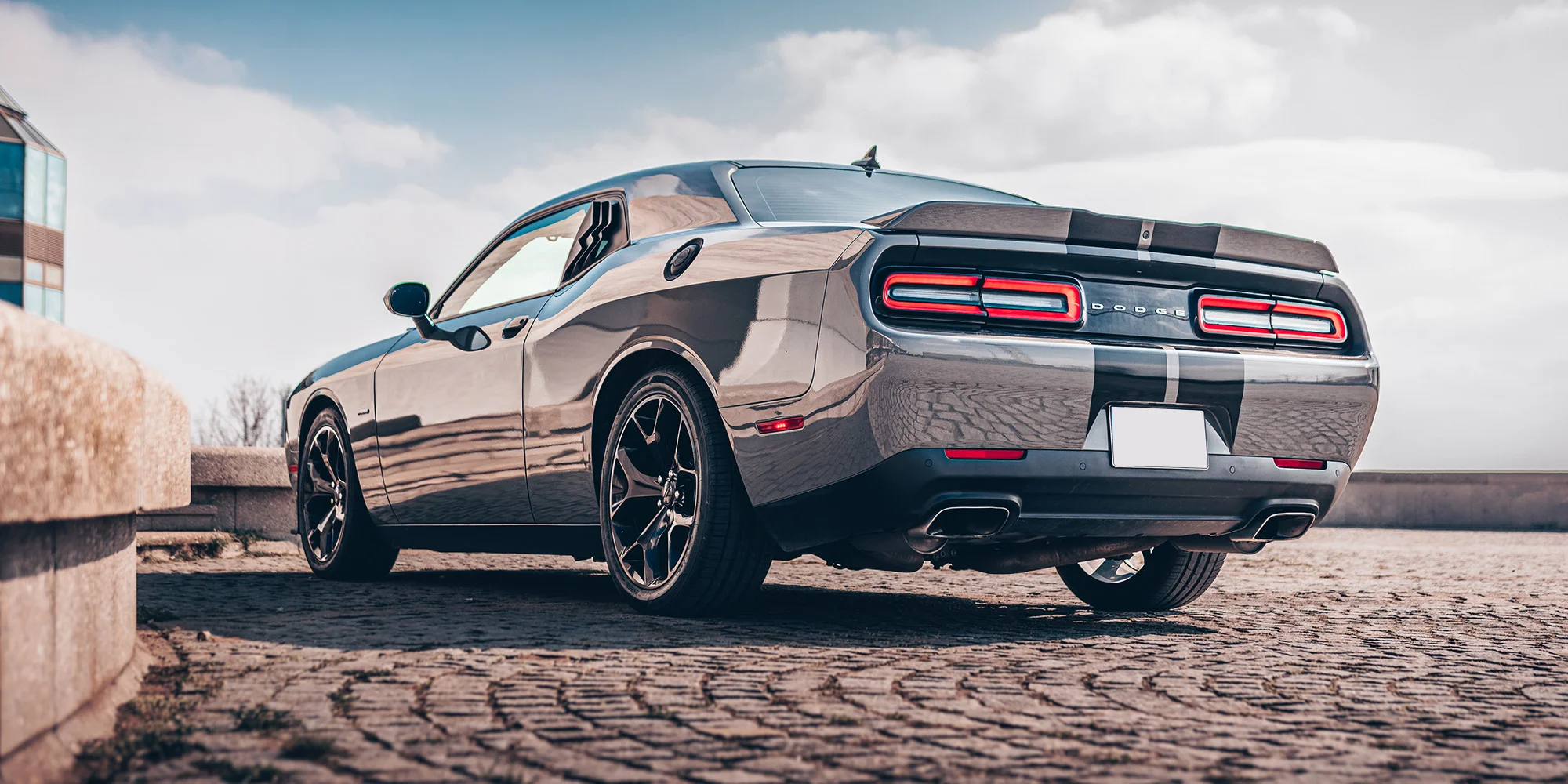 Zažijte pravou Ameriku s Dodge Challenger V8 HEMI: 20–50 min. jízdy i svezení se závodníkem