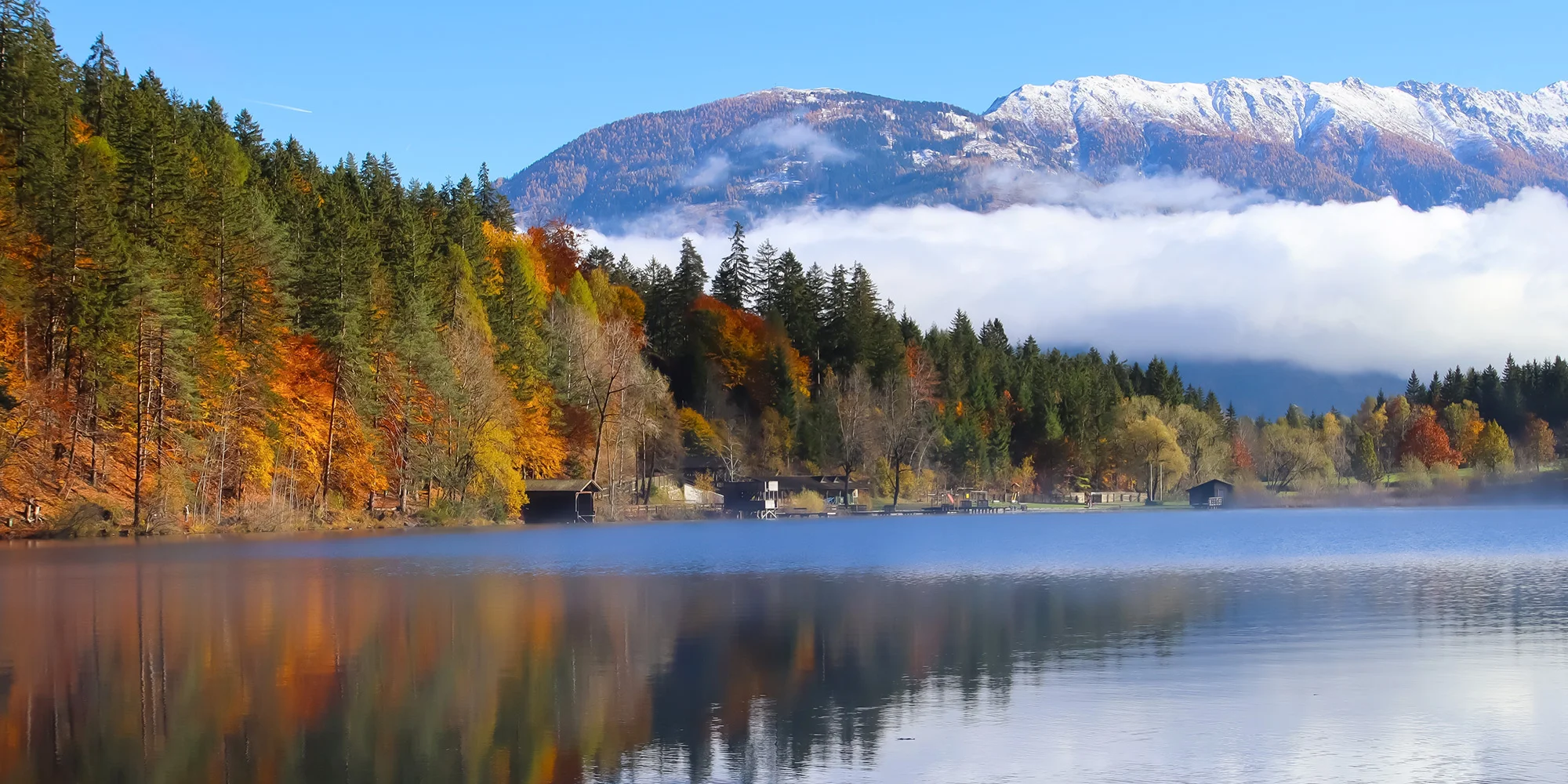 Lyžování v Lienzských Dolomitech: hotel s wellness a polopenzí, možnost sauny na pokoji