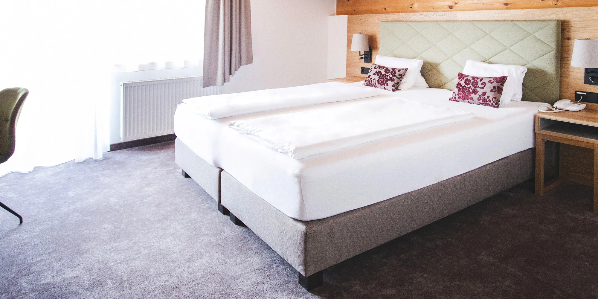 Lyžování v Lienzských Dolomitech: hotel s wellness a polopenzí, možnost sauny na pokoji