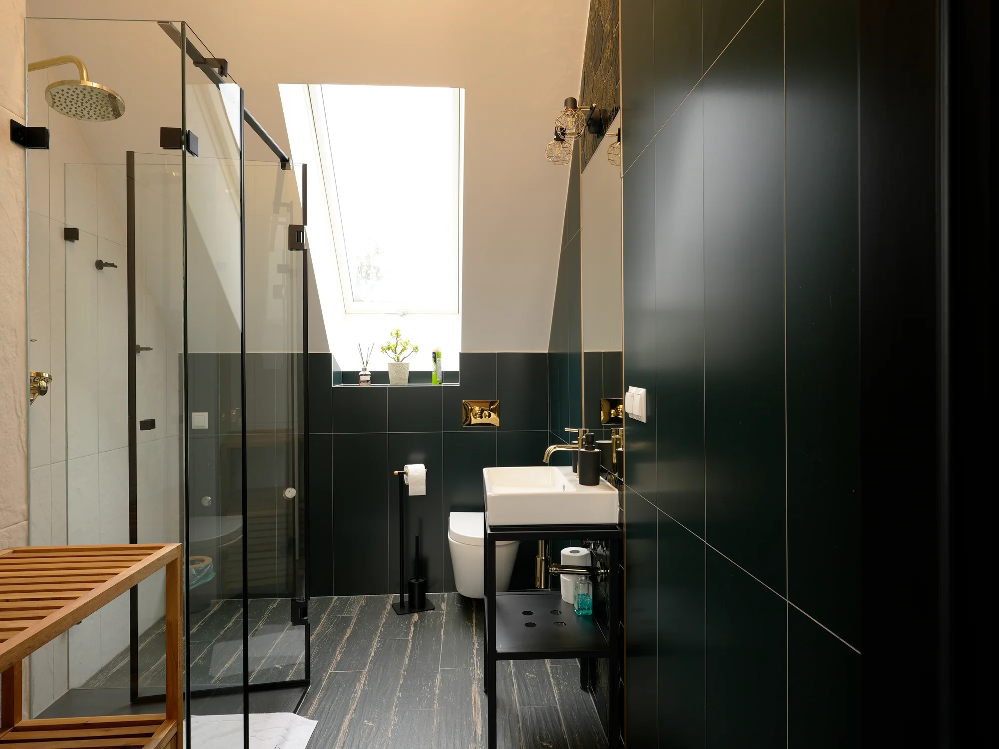 Moderní apartmány pro 2-7 os. v Kudowa Zdrój vč. snídaní či pivních lázní