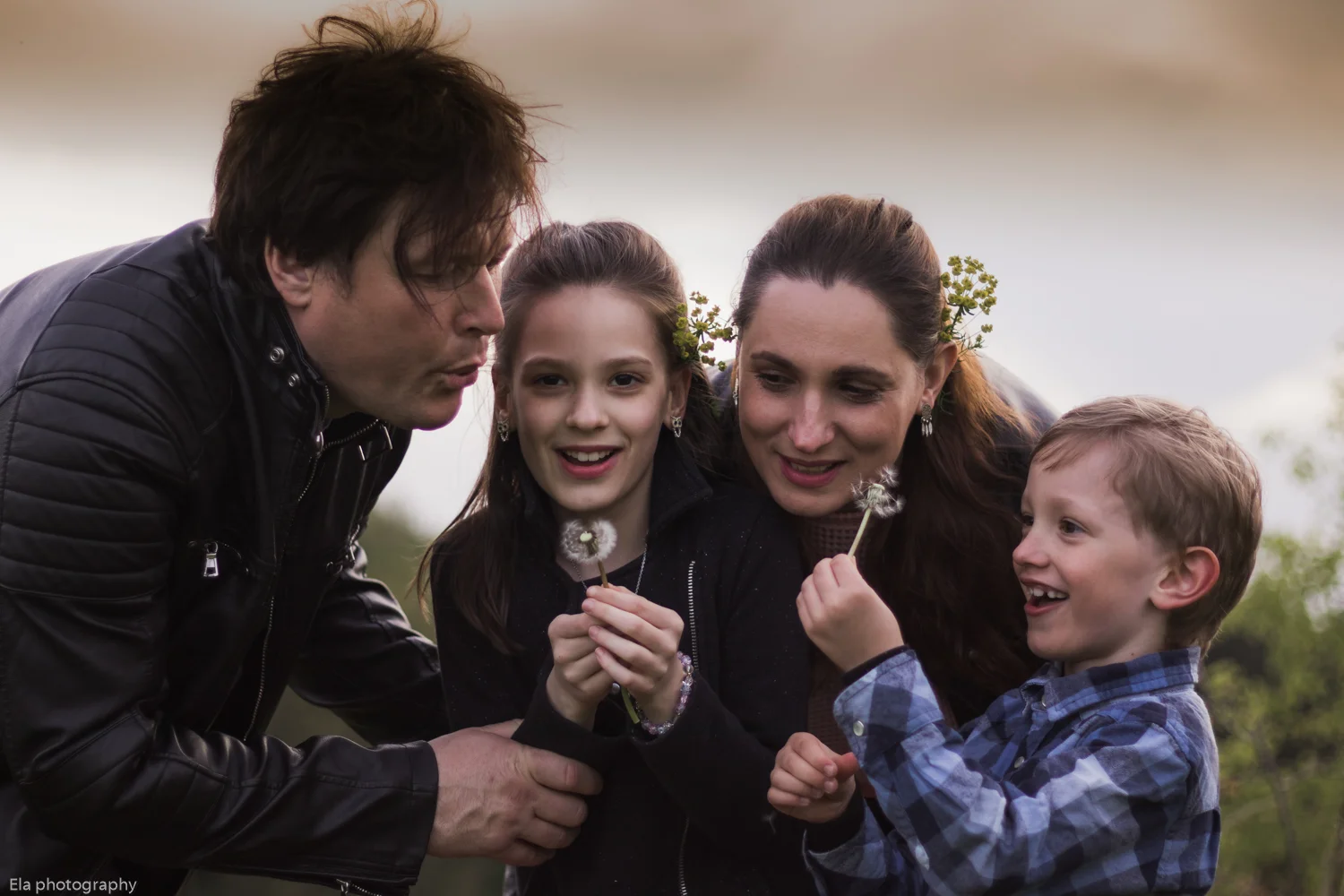 Venkovní rodinné nebo párové focení: 4–15 upravených fotek