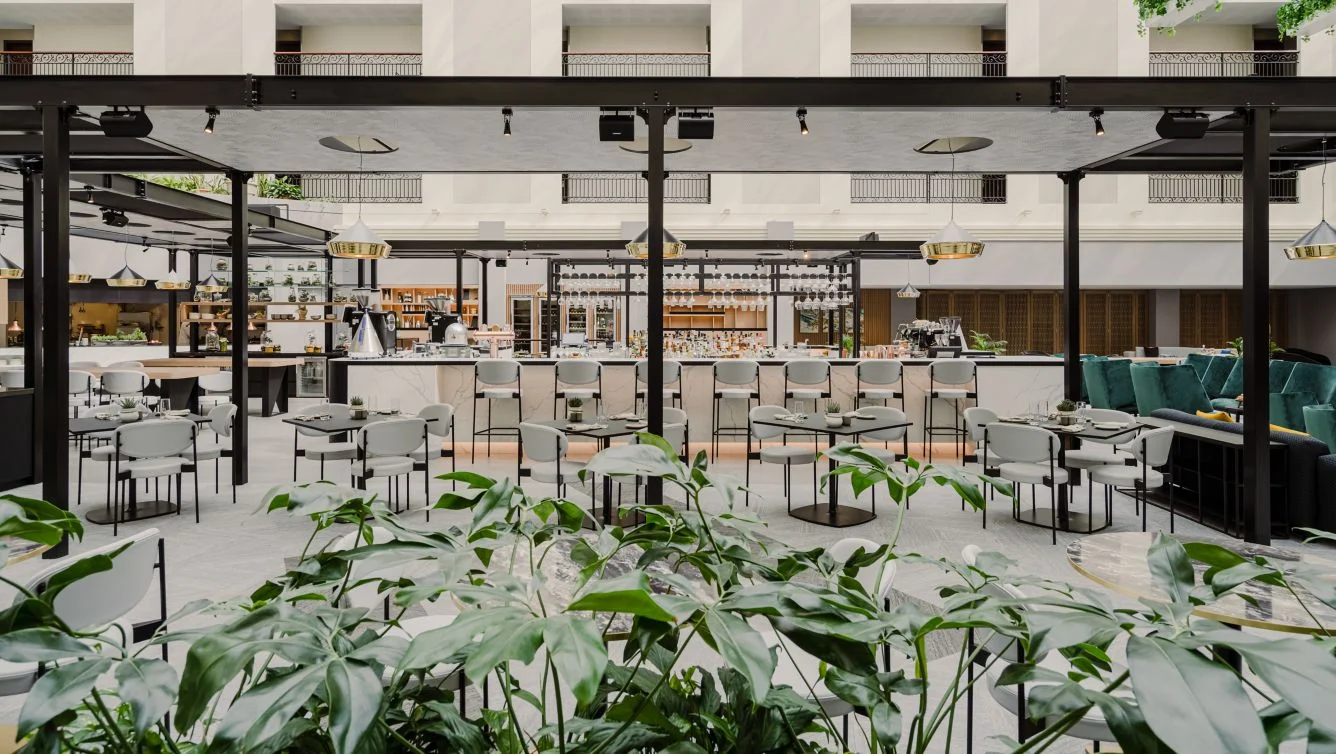 Pobyt v nádherném 5* hotelu Sheraton Grand Krakow: snídaně, wellness i celodenní občerstvení v Club Lounge