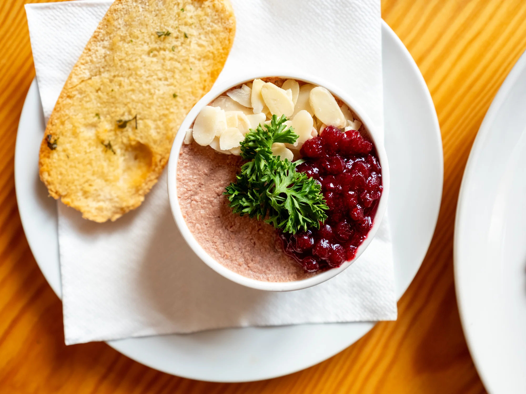 Romantický den pro dva: 5chodové menu, 2 hod. v privátním wellness i masáž
