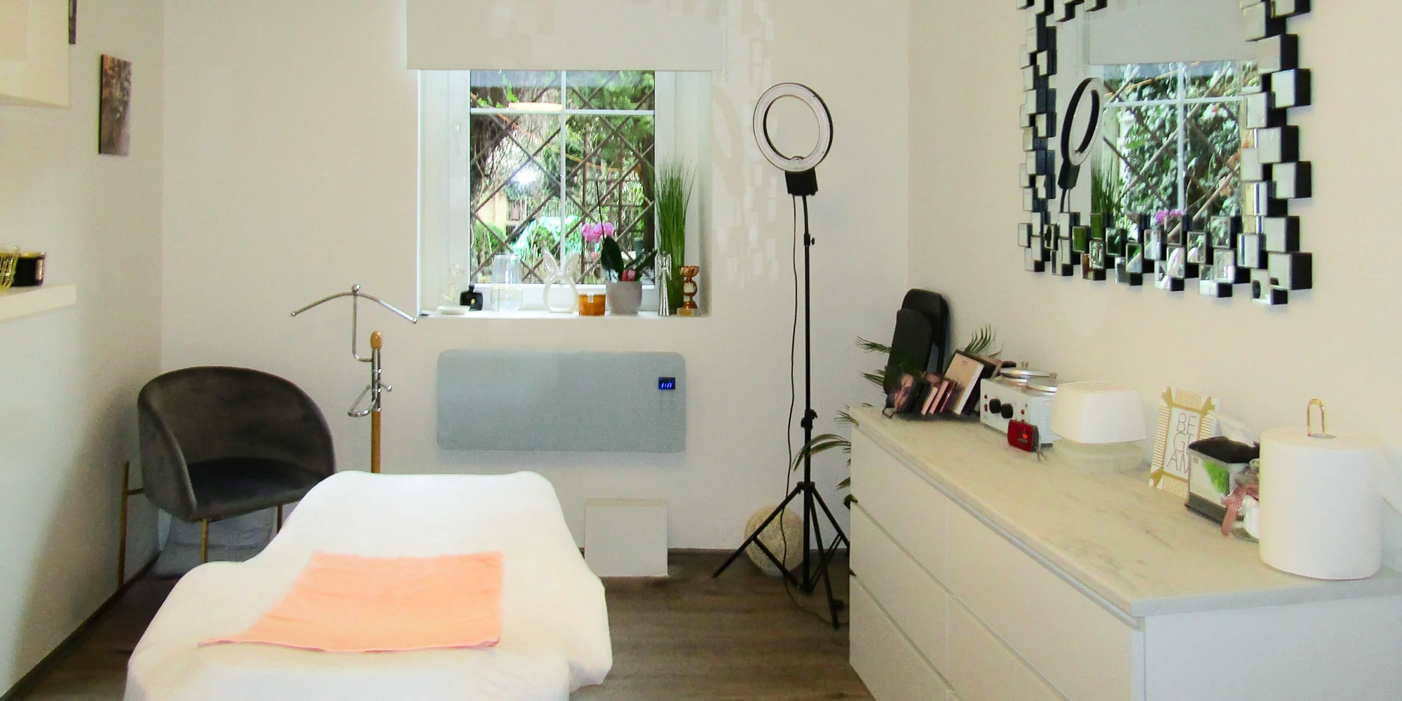 2 hod. zdravotní masáže zad a šíje s kombinací technik pro 1 osobu