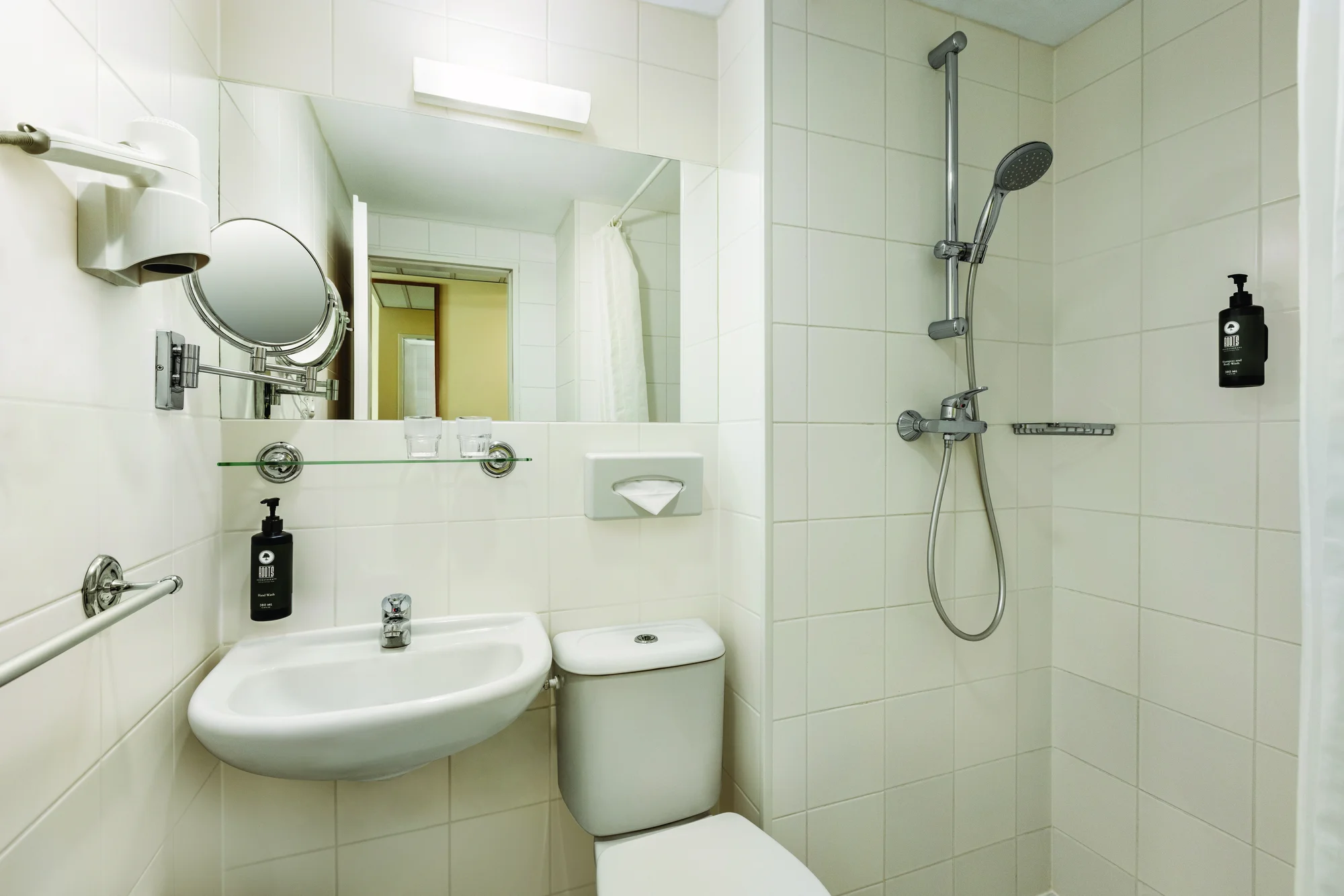Hotel se snídaní v Praze: za památkami i na nákupy, lokalita u Chodovské tvrze