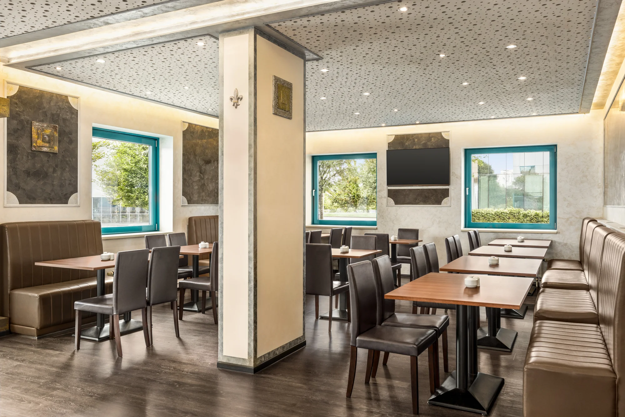 Hotel se snídaní v Praze: za památkami i na nákupy, lokalita u Chodovské tvrze