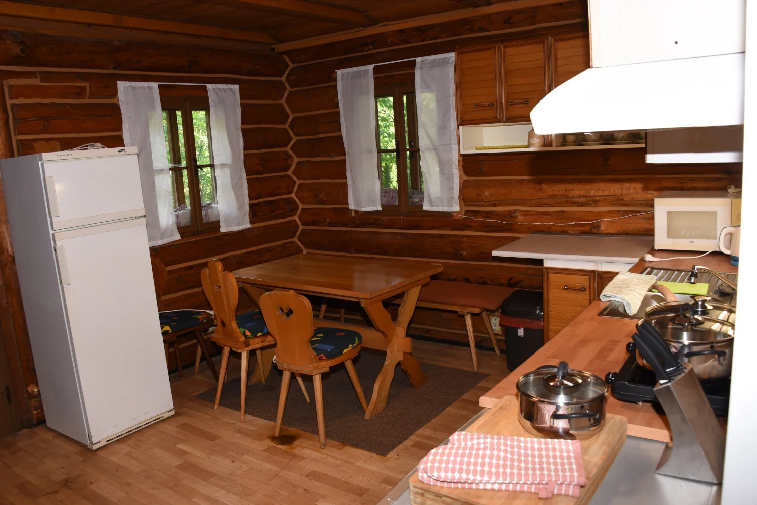 Pronájem útulného a plně vybaveného srubu ve Vrchlabí až pro 6 osob
