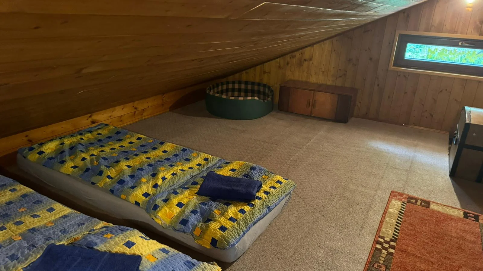 Pronájem útulného a plně vybaveného srubu ve Vrchlabí až pro 6 osob