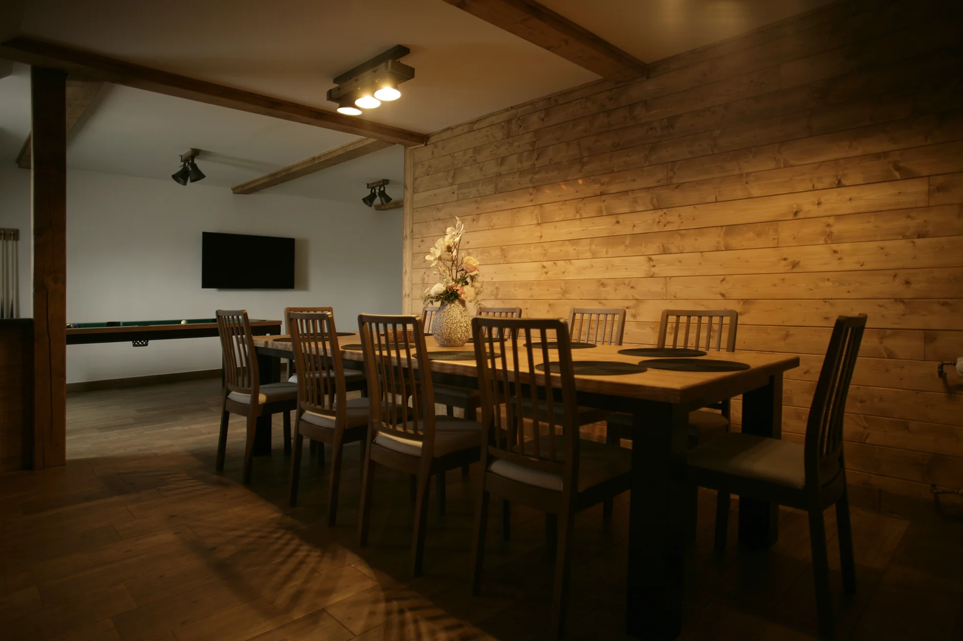 Relax v Podkrkonoší: privátní wellness pro 2 osoby až na 180 minut, sauna, vířivka, občerstvení