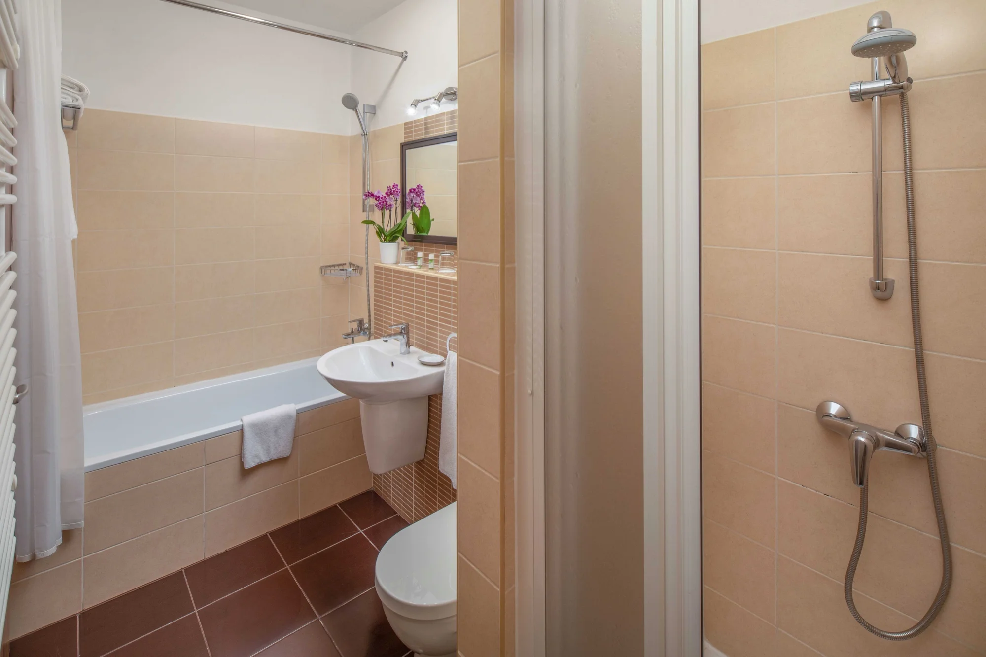Oceňovaný apartmánový hotel v centru Budapešti: ubytování s vlastní terasou, snídaně