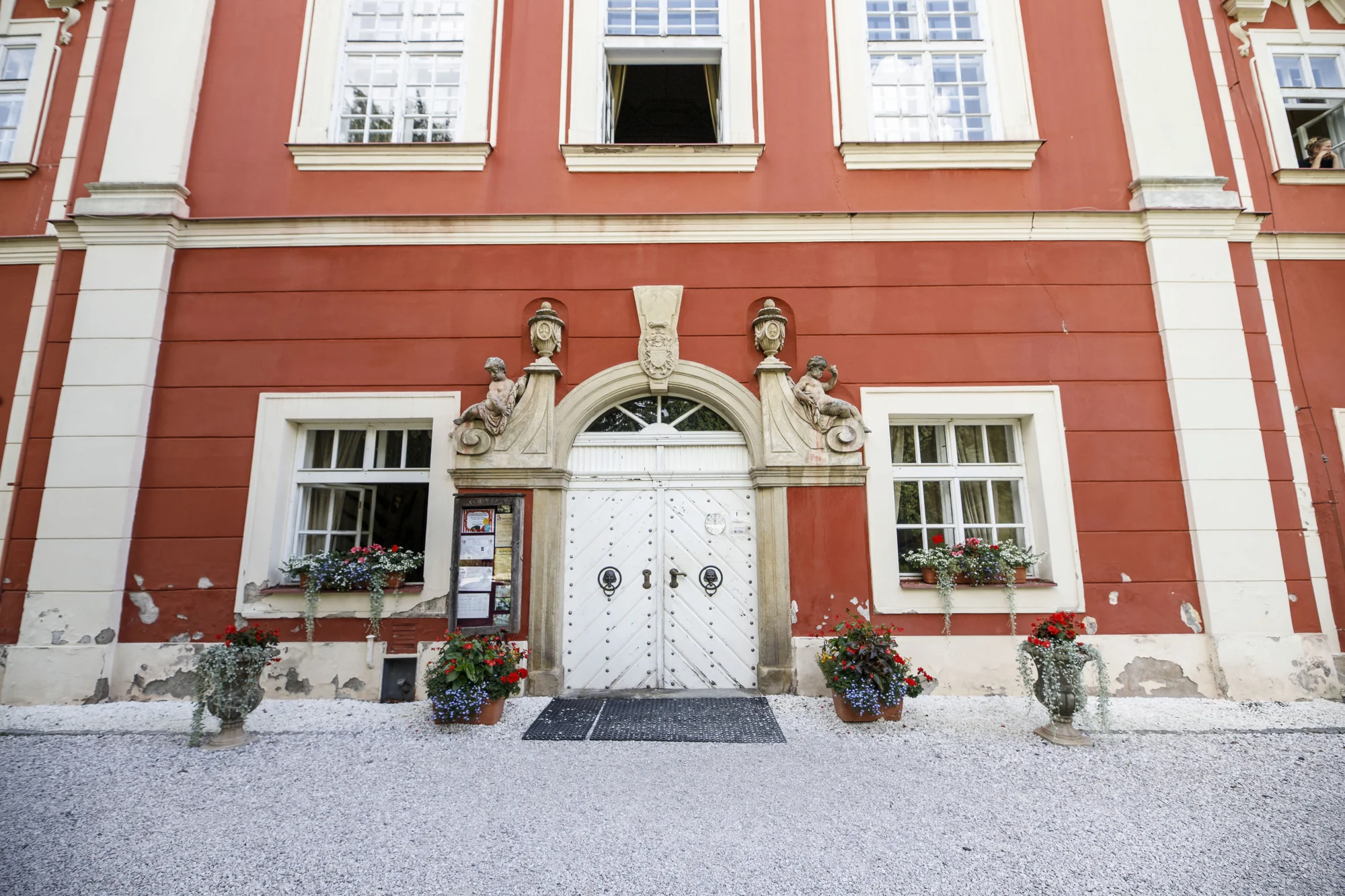 Noc ve středověku: rytířský pokoj, hostina i zábavný dobový program