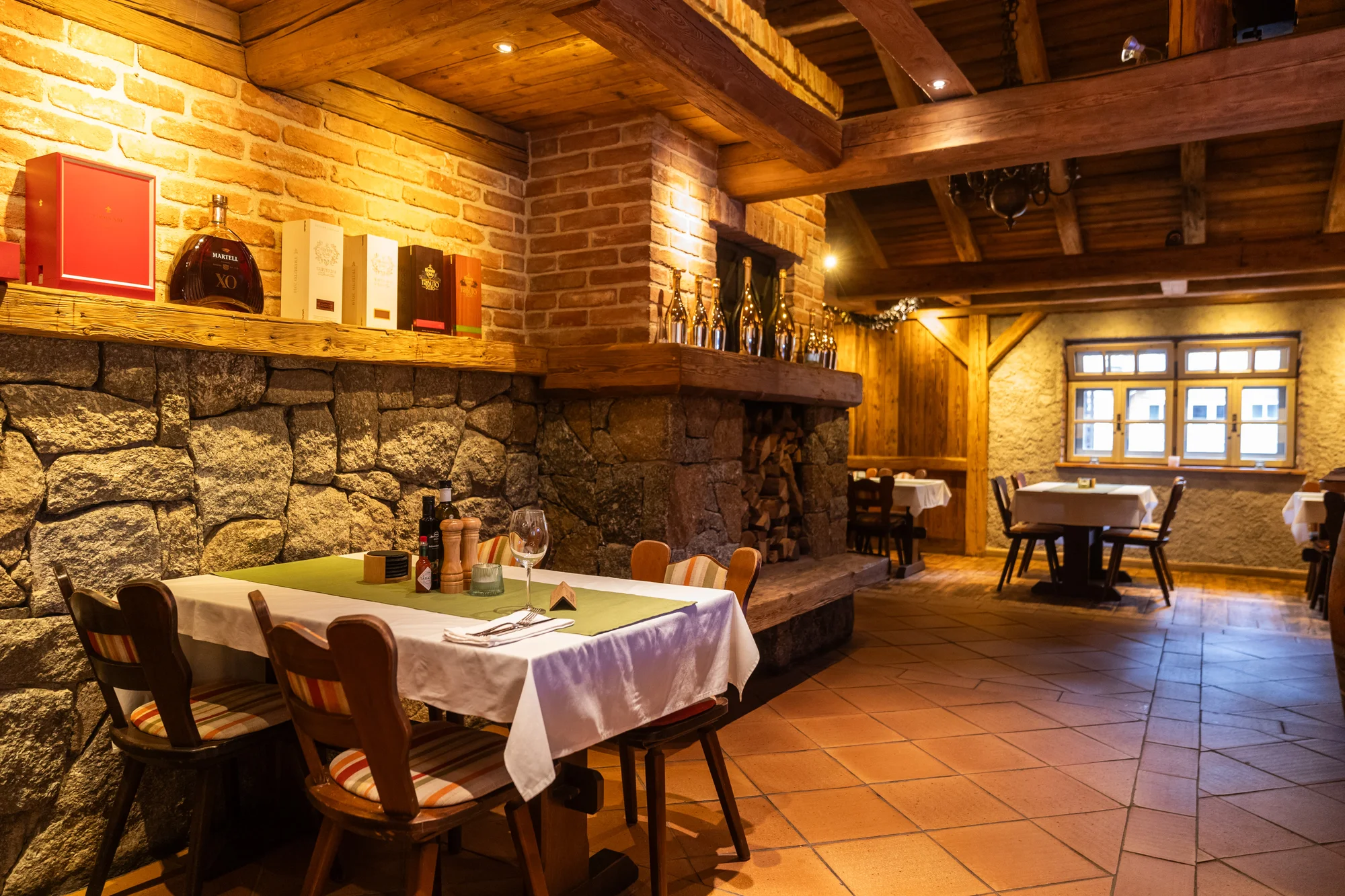 Luxusní 3chod. středomořské menu: krevety, humr i sklenka šampaňského