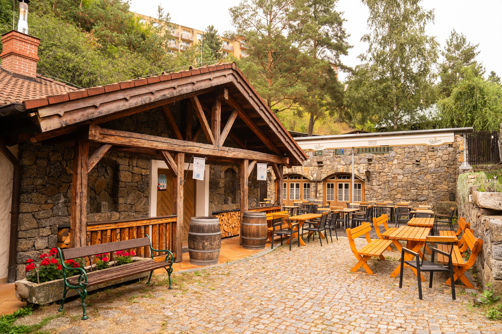 Luxusní 3chod. středomořské menu: krevety, humr i sklenka šampaňského