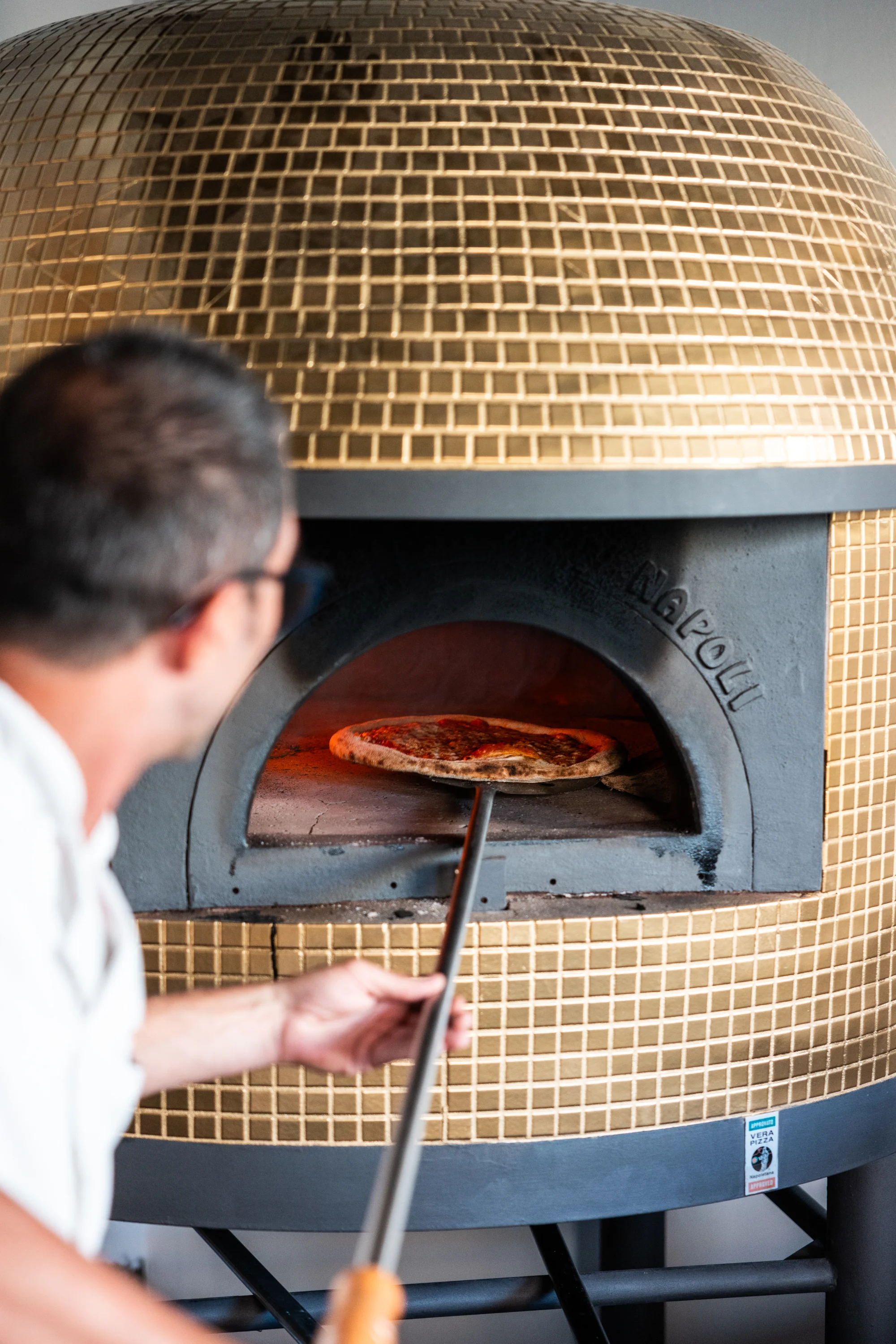 1 000–2 000 Kč na cokoliv v luxusní pizzerii Imperial Pizza Liberec
