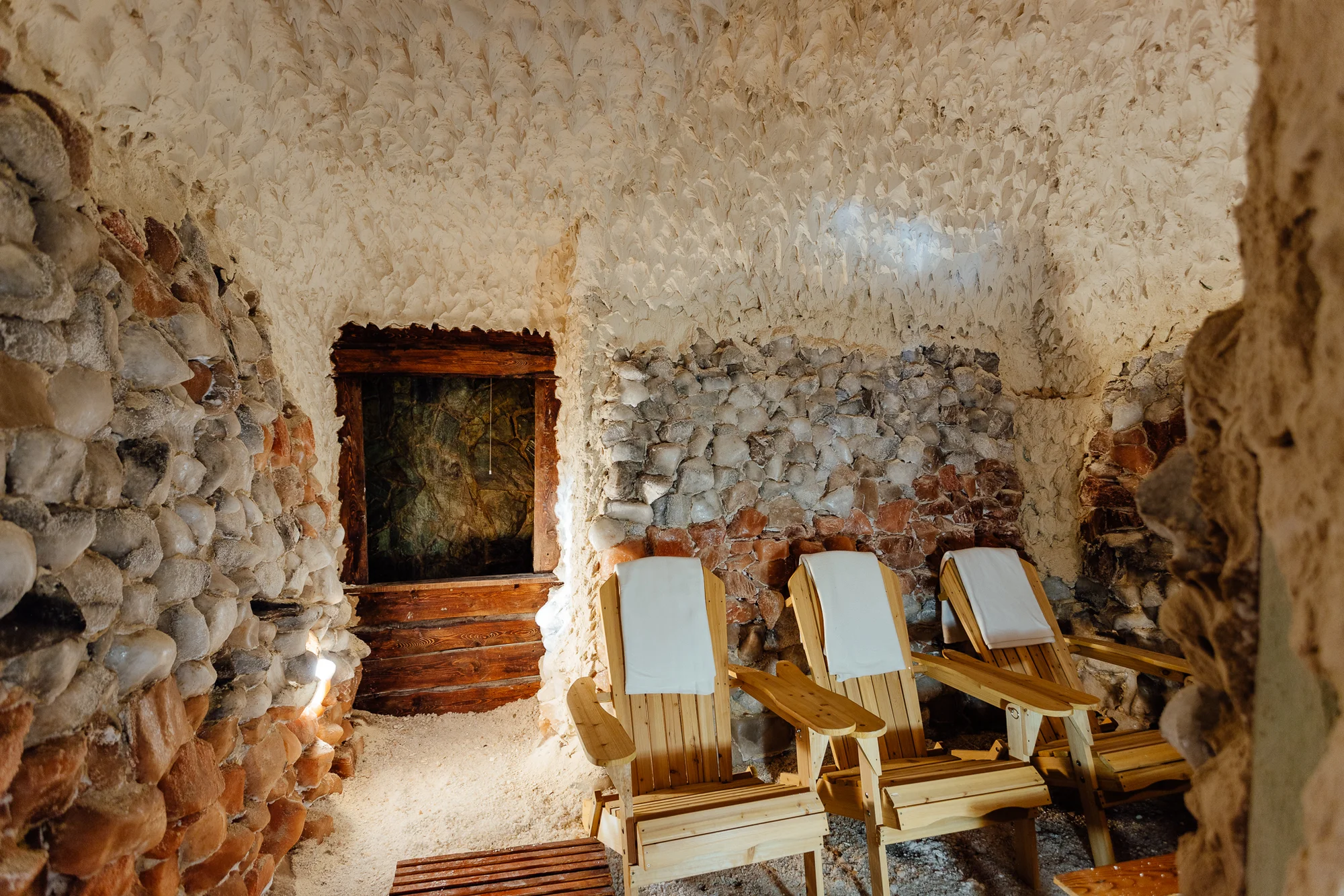 Hotel v obci Heľpa v Nízkých Tatrách: polopenze, hodina bowlingu, výlety i možnost 2hod. wellness