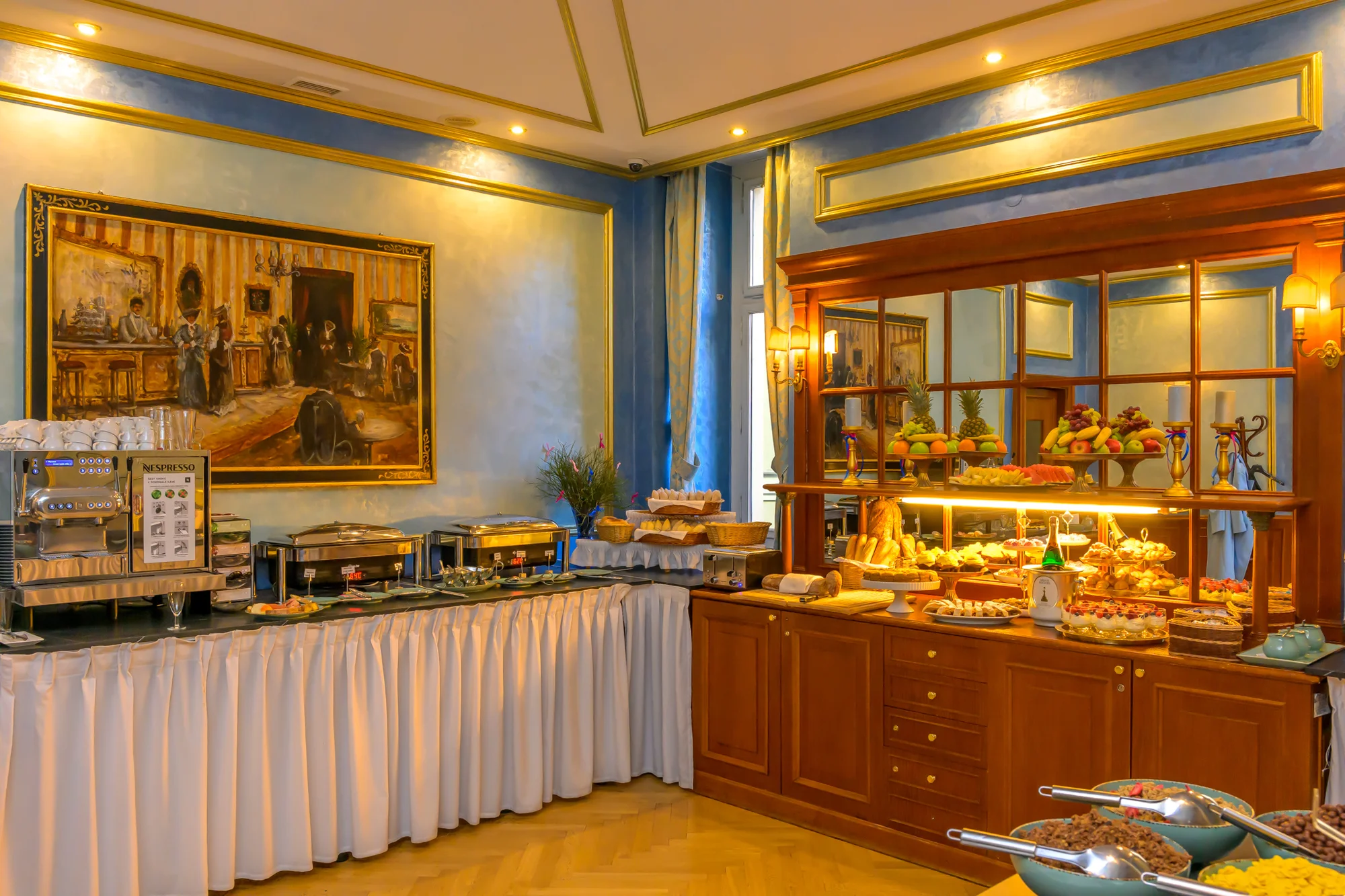 Romantika ve 4* hotelu kousek od Petřína: pobyt se snídaní