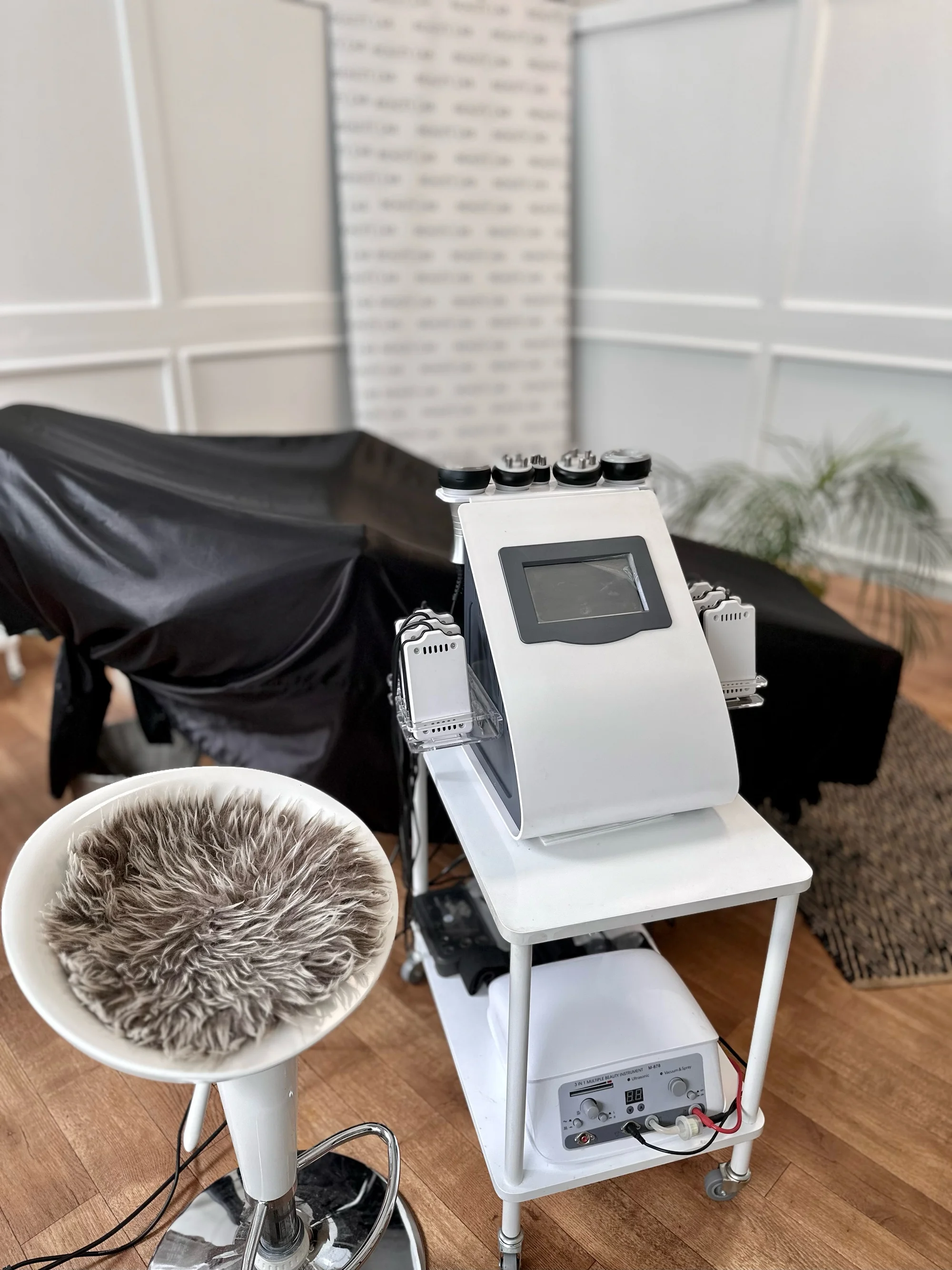 Pro štíhlé tělo: hubnutí pomocí laserové, ultrazvukové či radiofrekvenční lipolýzy