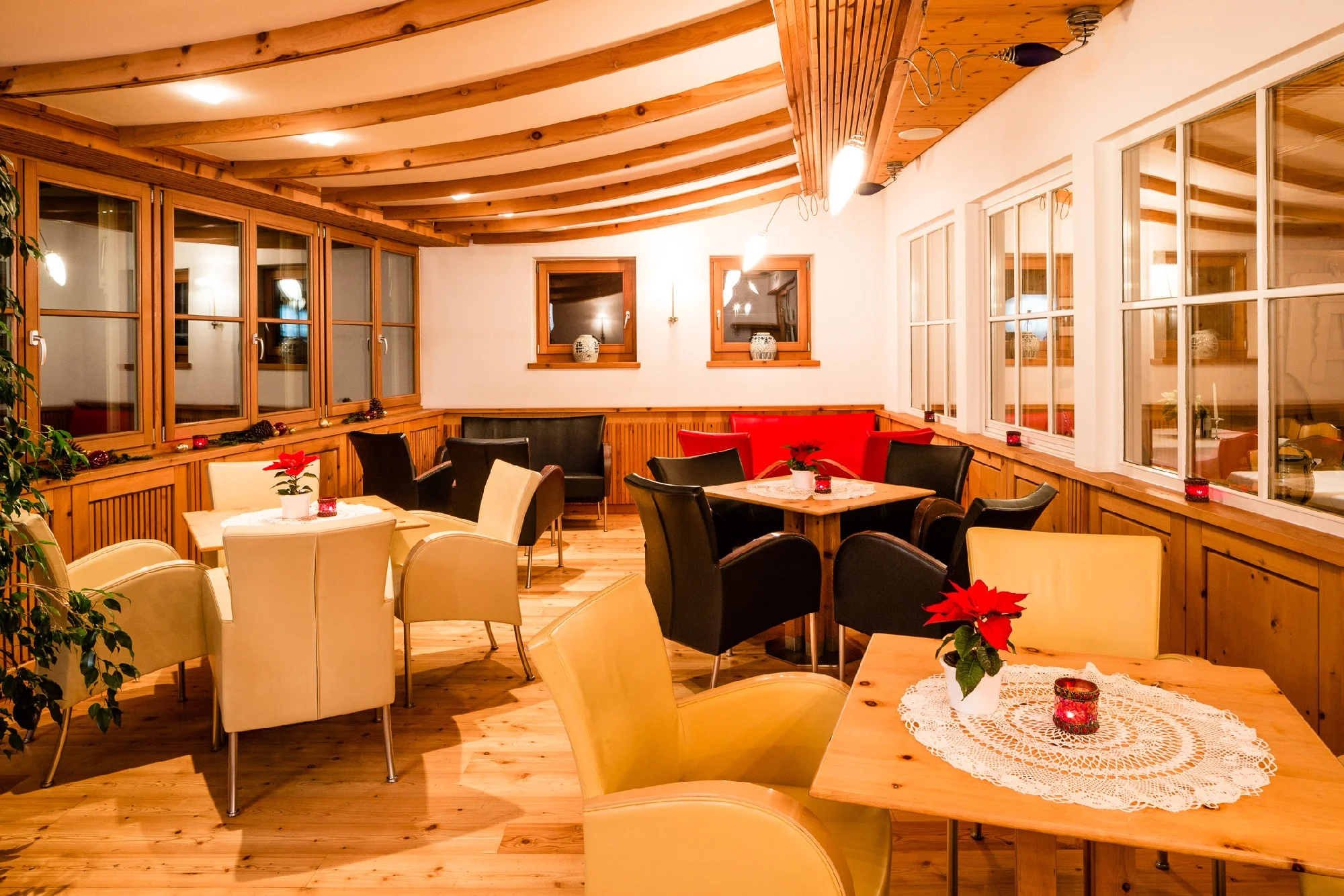 4* dovolená v Dolomitech s polopenzí: neomezeně wellness, Kronplatz Guest Pass i jízdárna