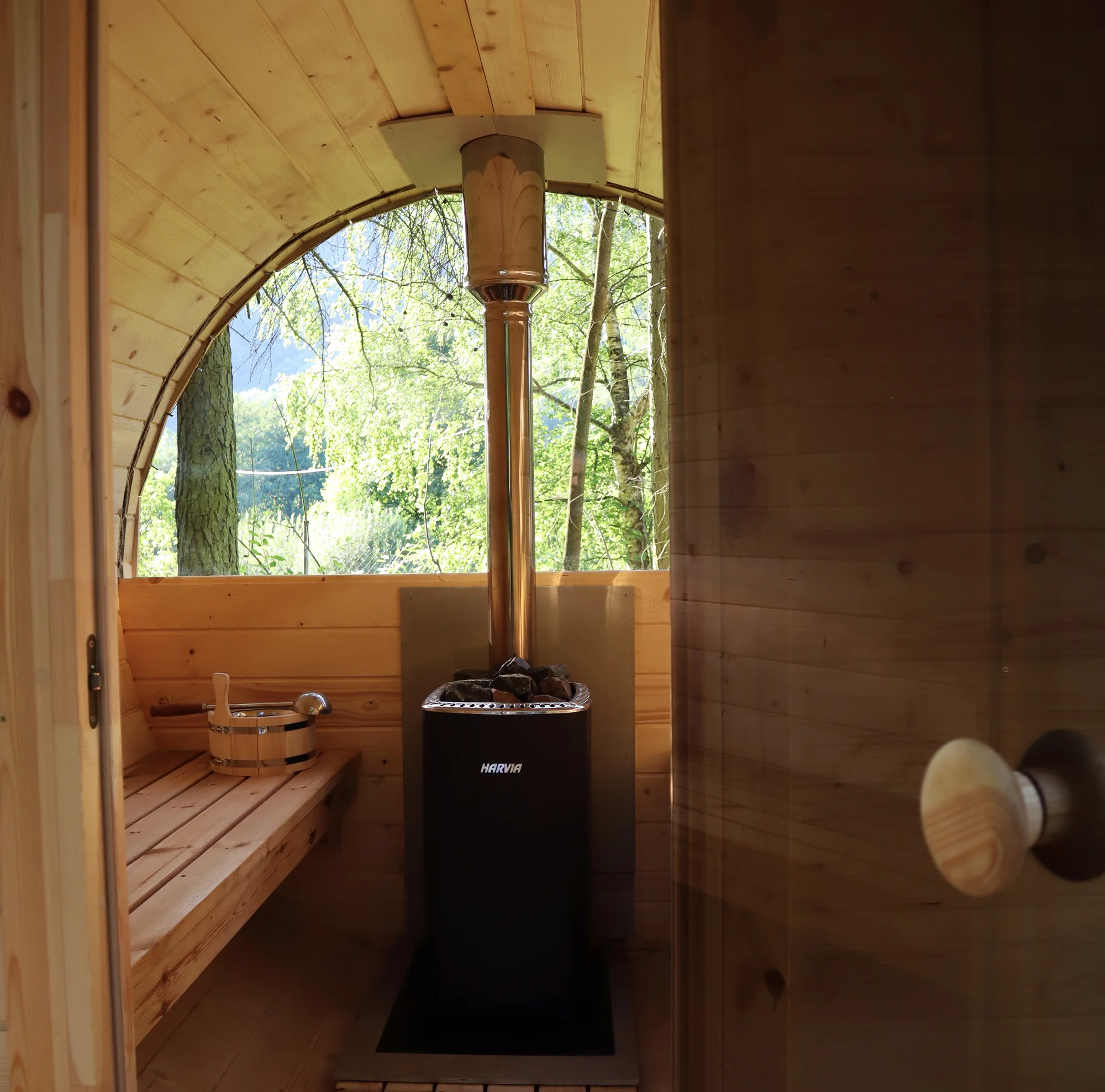 Glamping: zrelaxujte v mongolské jurtě s otevřeným výhledem na noční oblohu, až pro 3 osoby, vč. snídaně