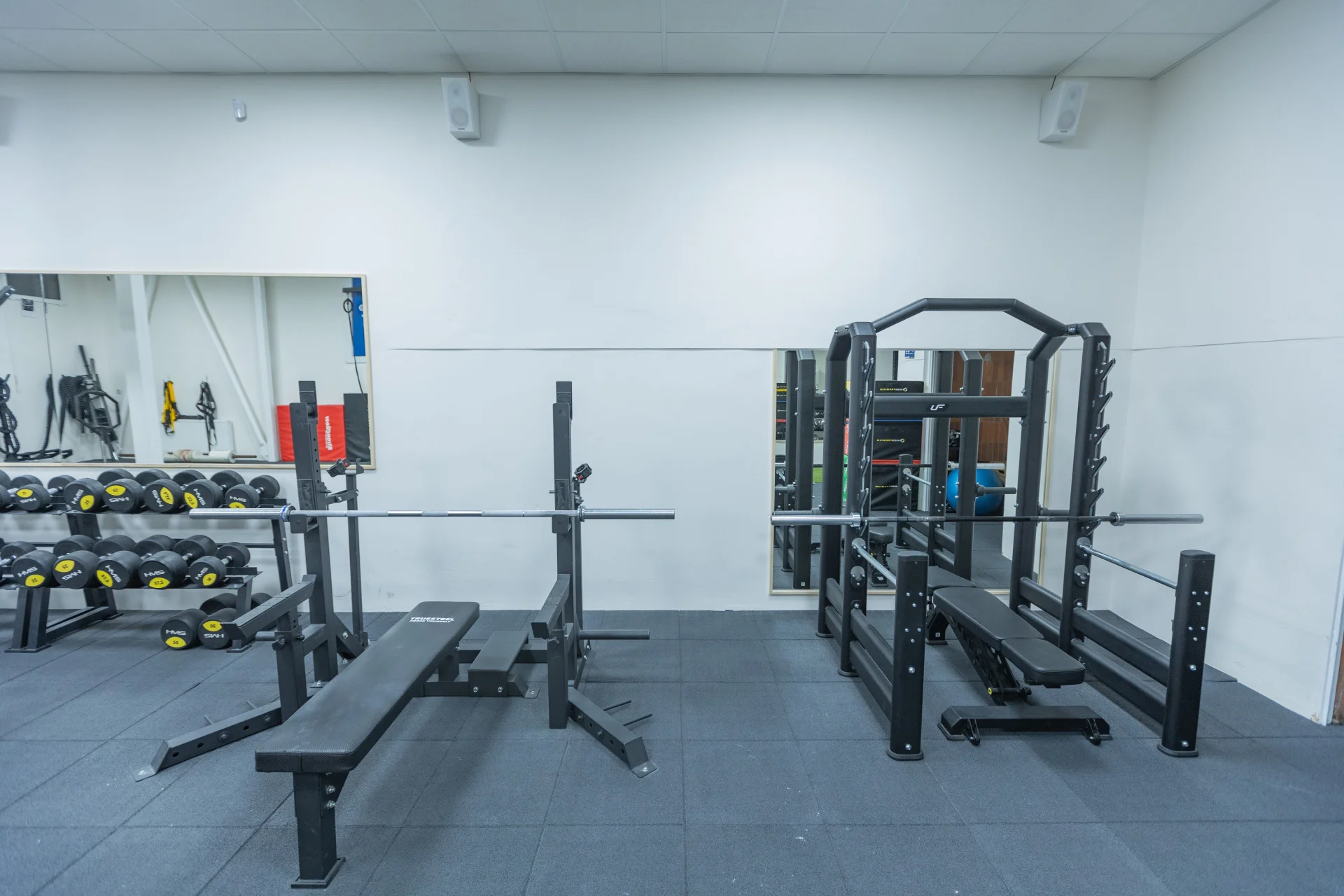 Měsíční permanentka do fitness i do solária: neomezený počet vstupů