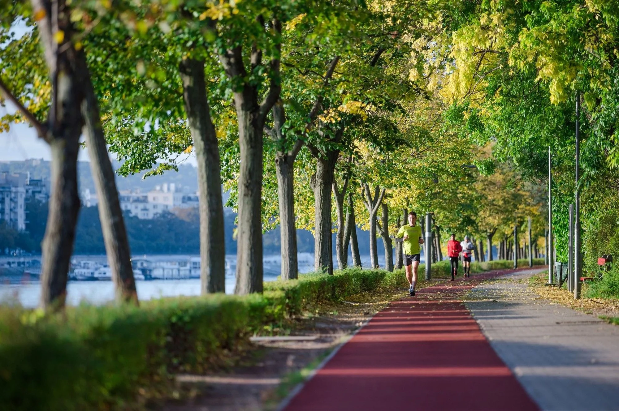 Luxusní wellness v Budapešti: špičkový spa hotel na Markétině ostrově, termální lázně i polopenze