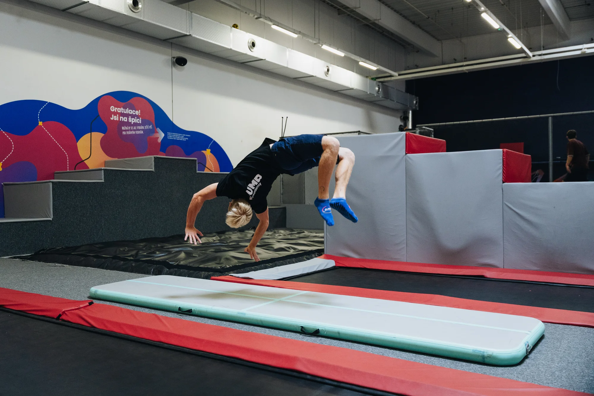 Vstupy nebo permanentky do Jump Academy Olomouc: trampolíny, parkour zóna i 9D kino