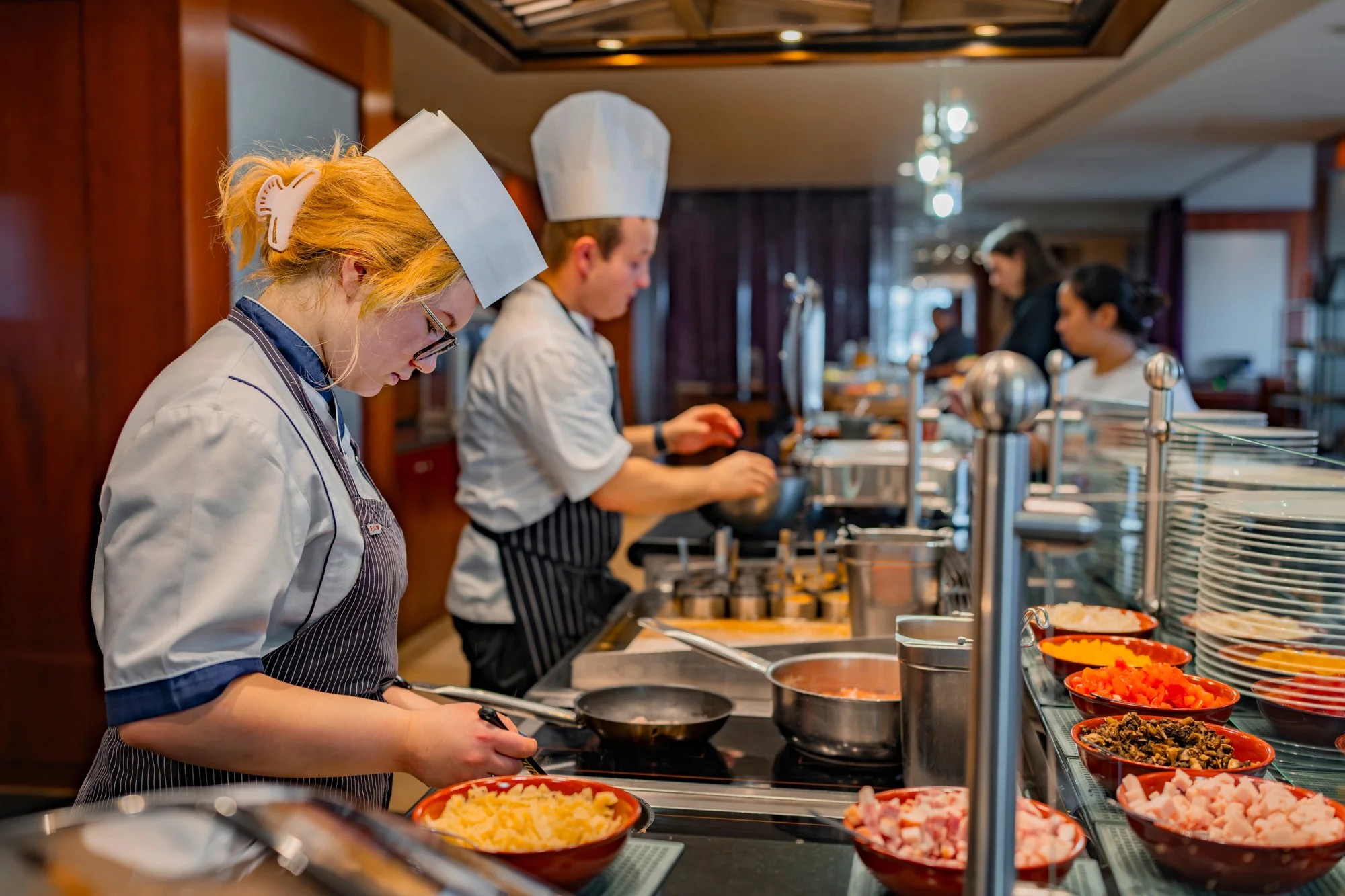 Grand Hotel Prague Towers***** s parádním výhledem: snídaně, parkování i wellness