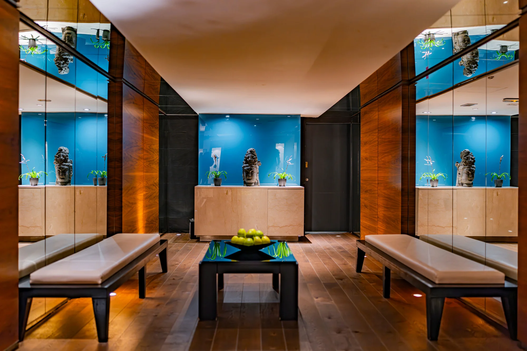 Grand Hotel Prague Towers***** s parádním výhledem: snídaně, parkování i wellness